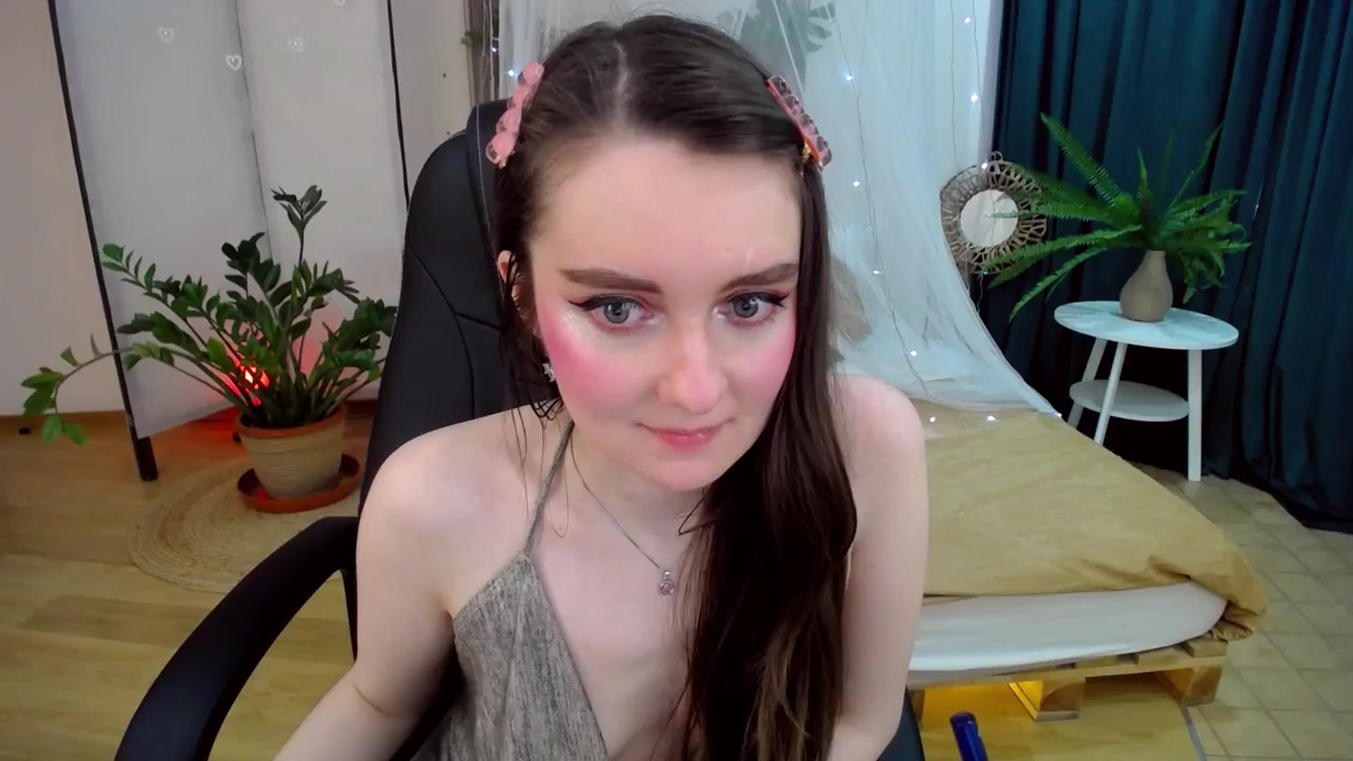 Gallery image thumbnail from Milim_Nava's myfreecams stream on, 04/22/2025, 09:57 image 10 of 20