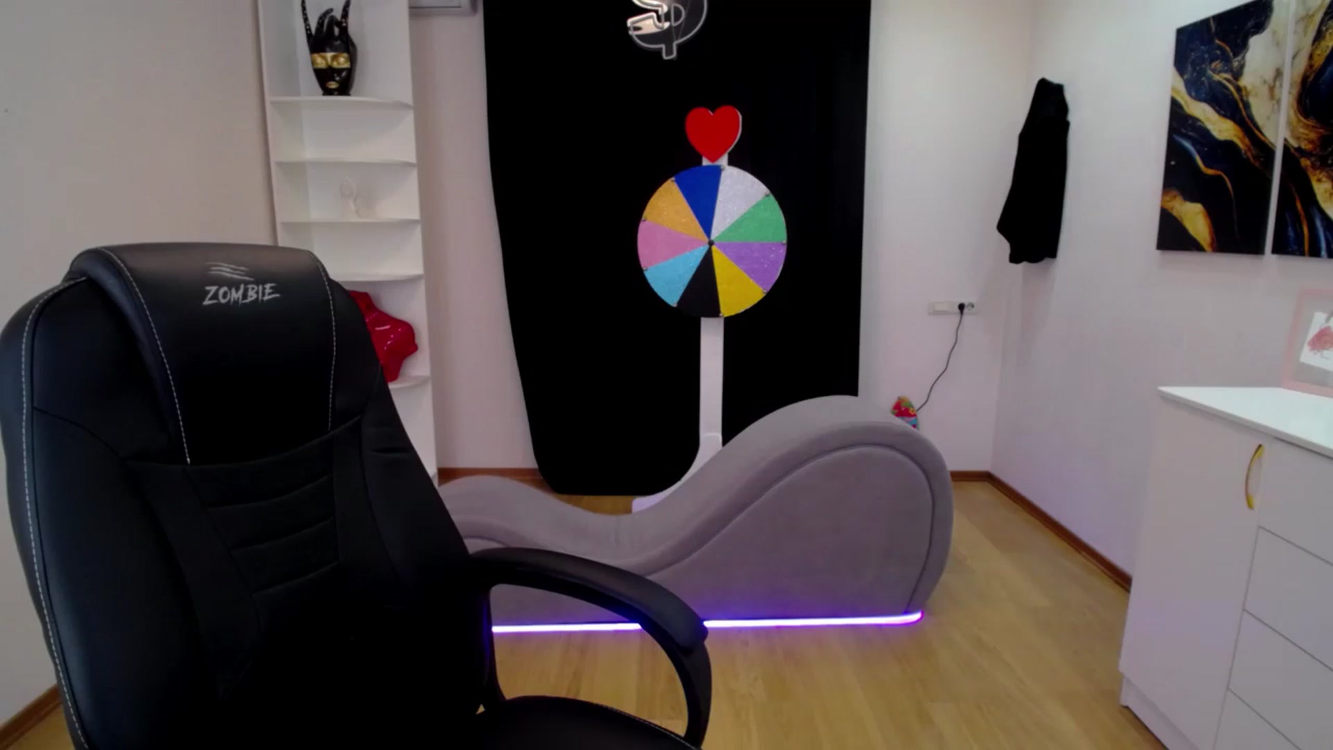 Gallery image thumbnail from Milim_Nava's myfreecams stream on, 04/23/2025, 07:48 image 10 of 20