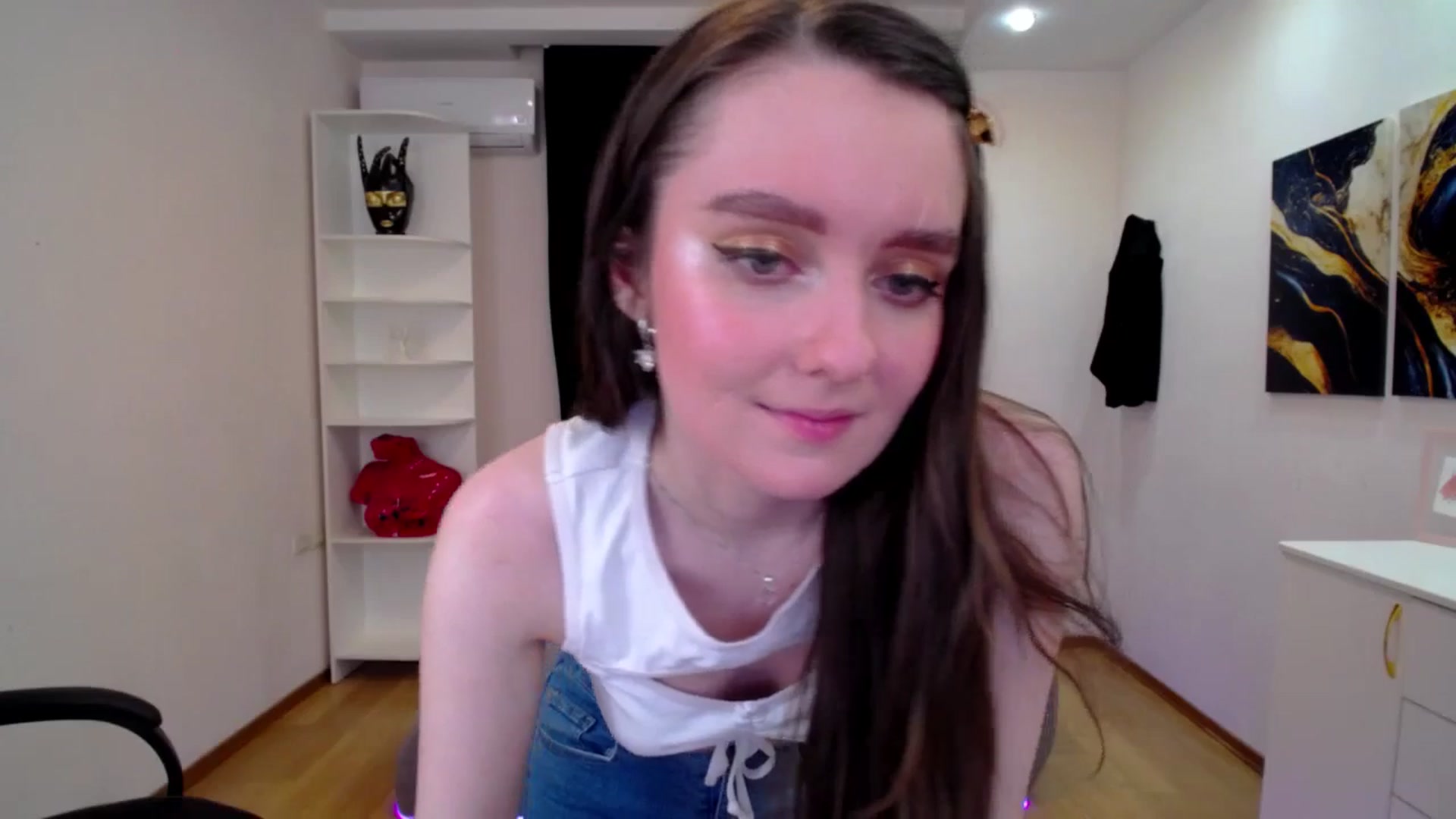 Gallery image thumbnail from Milim_Nava's myfreecams stream on, 04/23/2025, 09:51 image 12 of 20