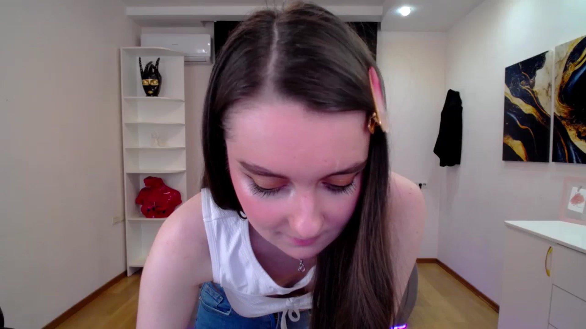 Gallery image thumbnail from Milim_Nava's myfreecams stream on, 04/23/2025, 10:43 image 4 of 20