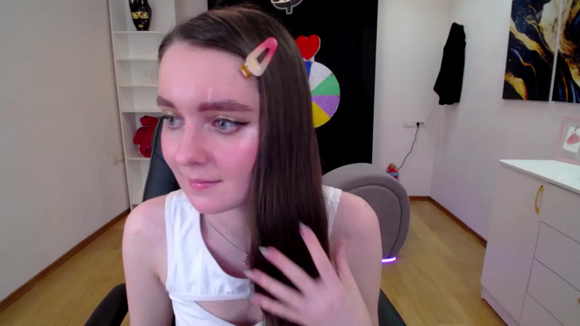 Gallery image thumbnail from Milim_Nava's myfreecams stream on, 04/23/2025, 10:43 image 7 of 20