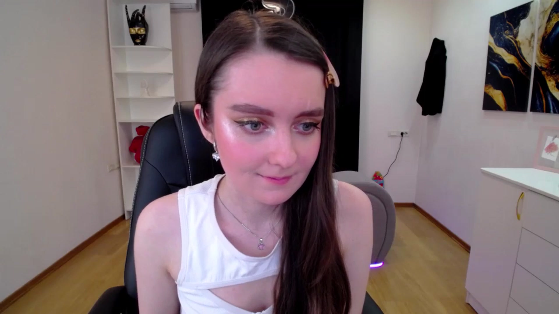 Gallery image thumbnail from Milim_Nava's myfreecams stream on, 04/23/2025, 10:43 image 10 of 20
