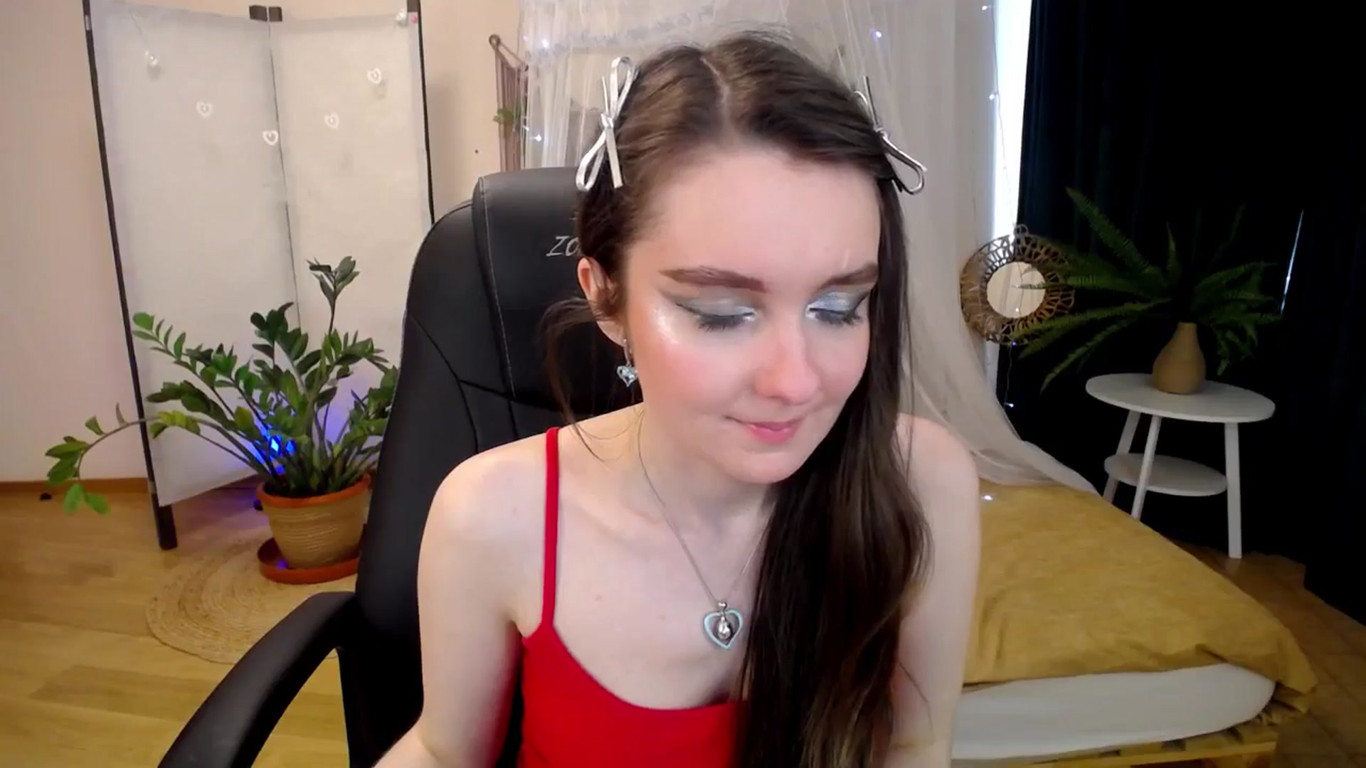 Gallery image thumbnail from Milim_Nava's myfreecams stream on, 04/25/2025, 11:25 image 14 of 20