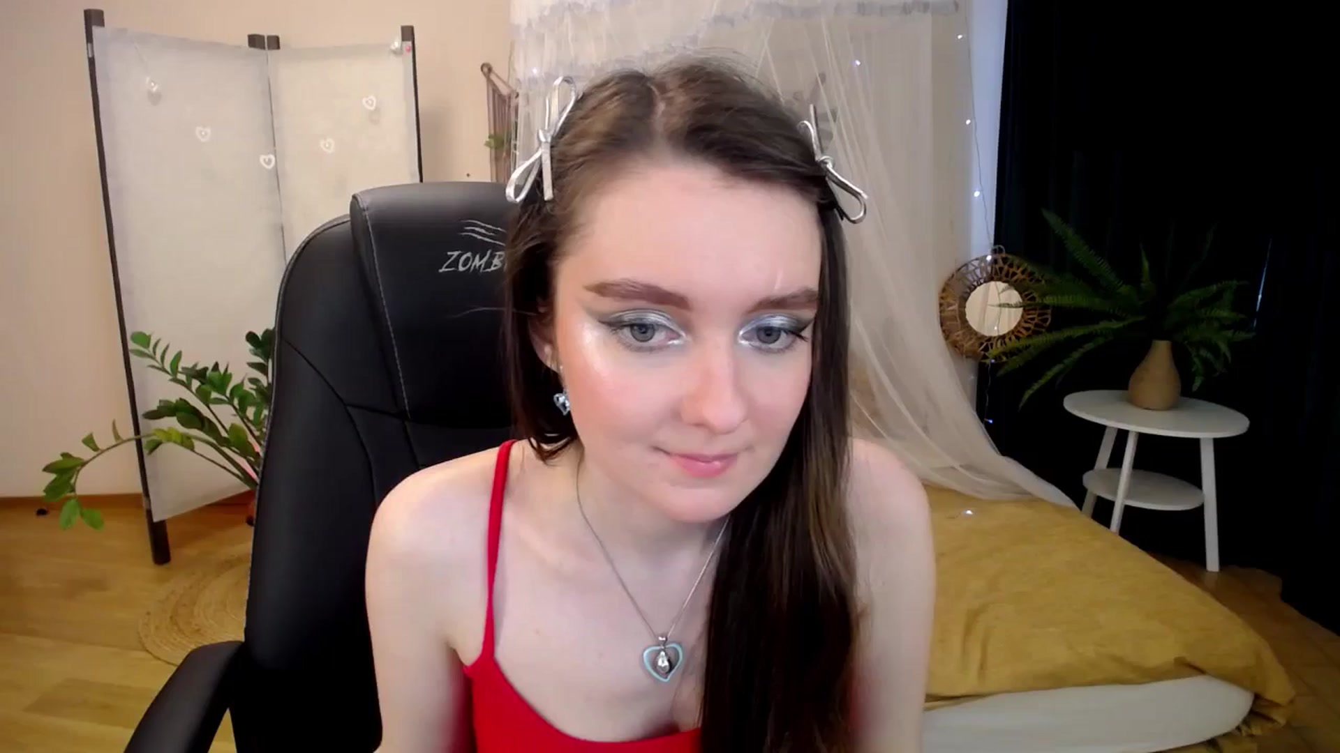 Gallery image thumbnail from Milim_Nava's myfreecams stream on, 04/25/2025, 11:25 image 3 of 20
