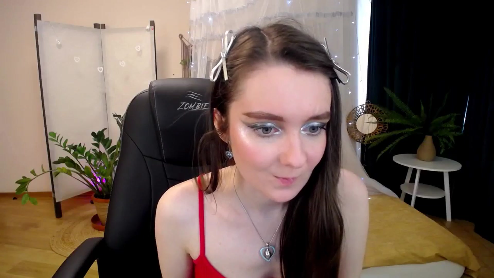 Gallery image thumbnail from Milim_Nava's myfreecams stream on, 04/25/2025, 11:25 image 18 of 20