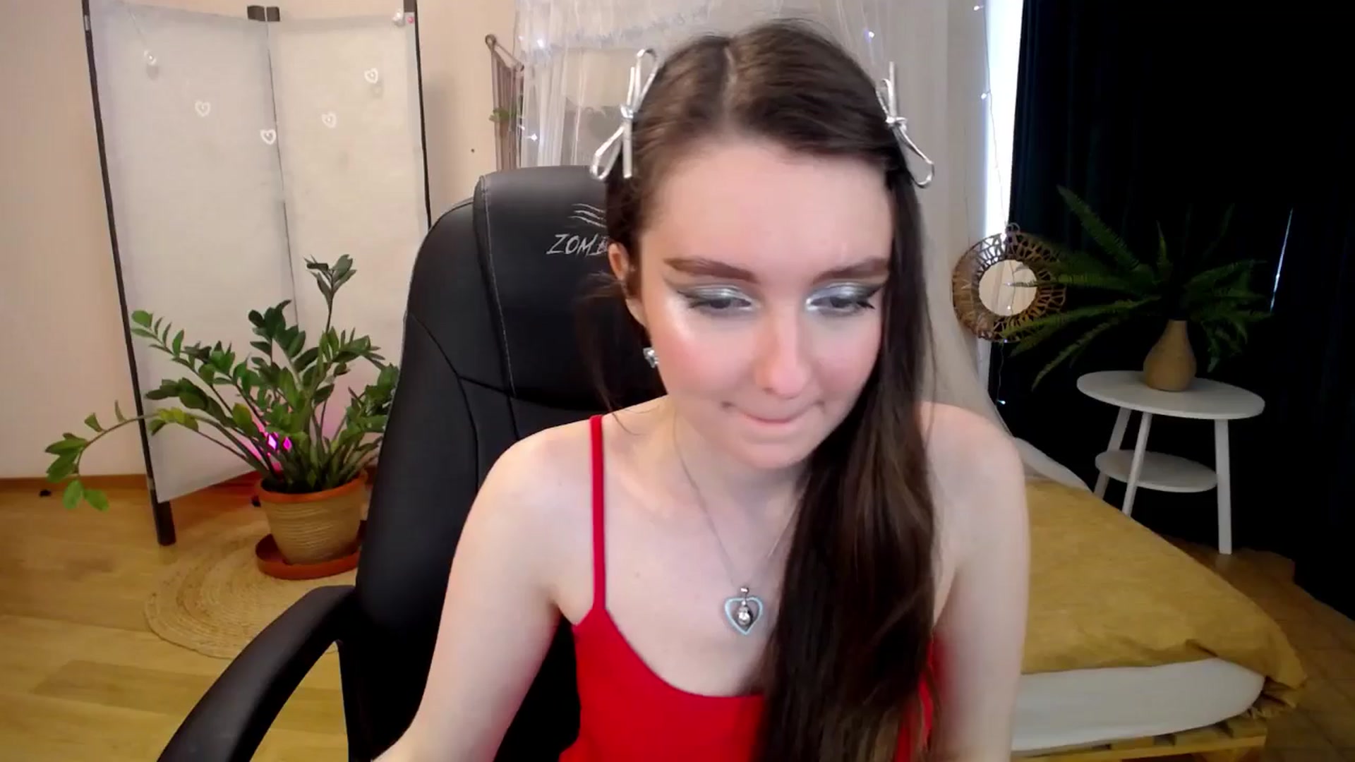 Gallery image thumbnail from Milim_Nava's myfreecams stream on, 04/25/2025, 11:25 image 13 of 20
