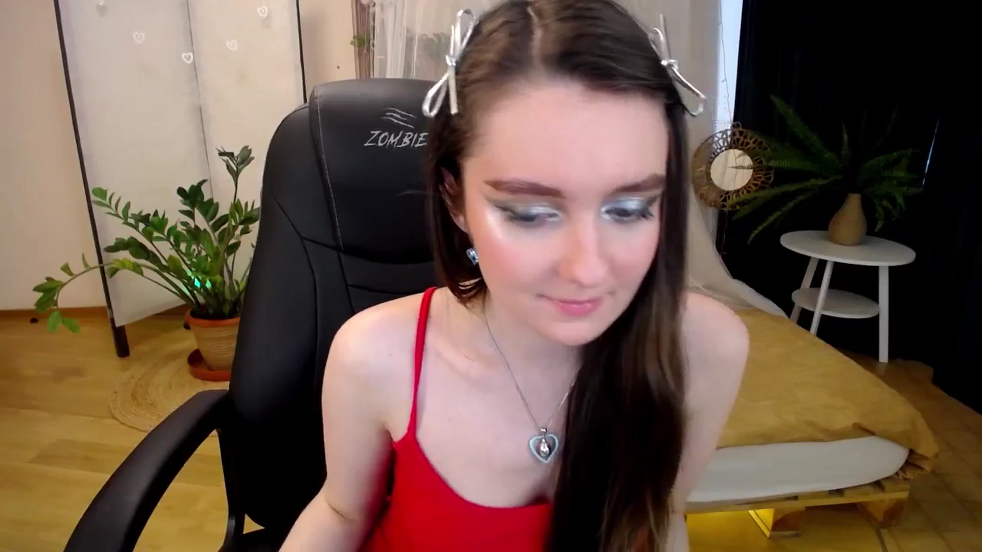 Gallery image thumbnail from Milim_Nava's myfreecams stream on, 04/25/2025, 11:25 image 4 of 20