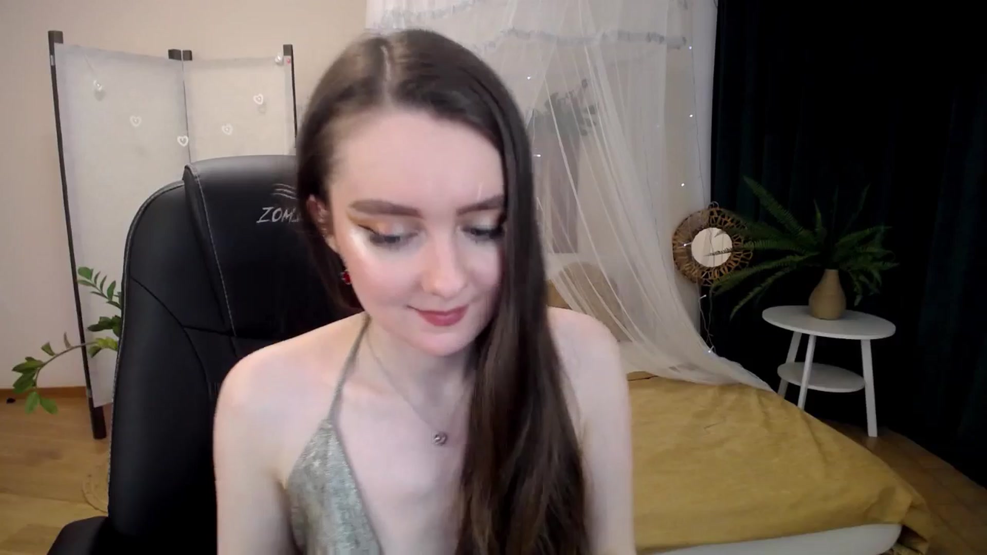 Gallery image thumbnail from Milim_Nava's myfreecams stream on, 04/27/2025, 12:12 image 13 of 20