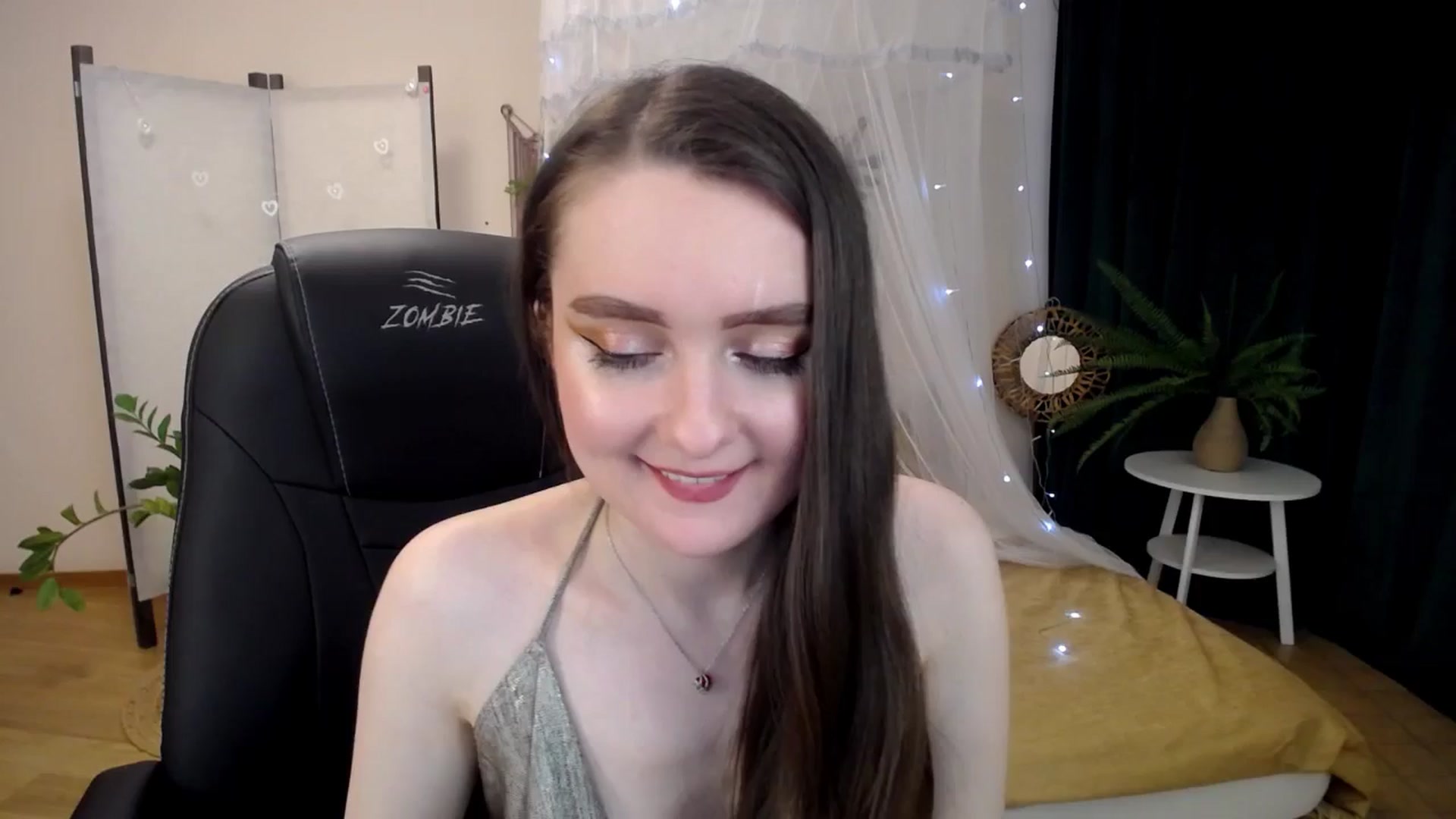 Gallery image thumbnail from Milim_Nava's myfreecams stream on, 04/27/2025, 12:12 image 14 of 20