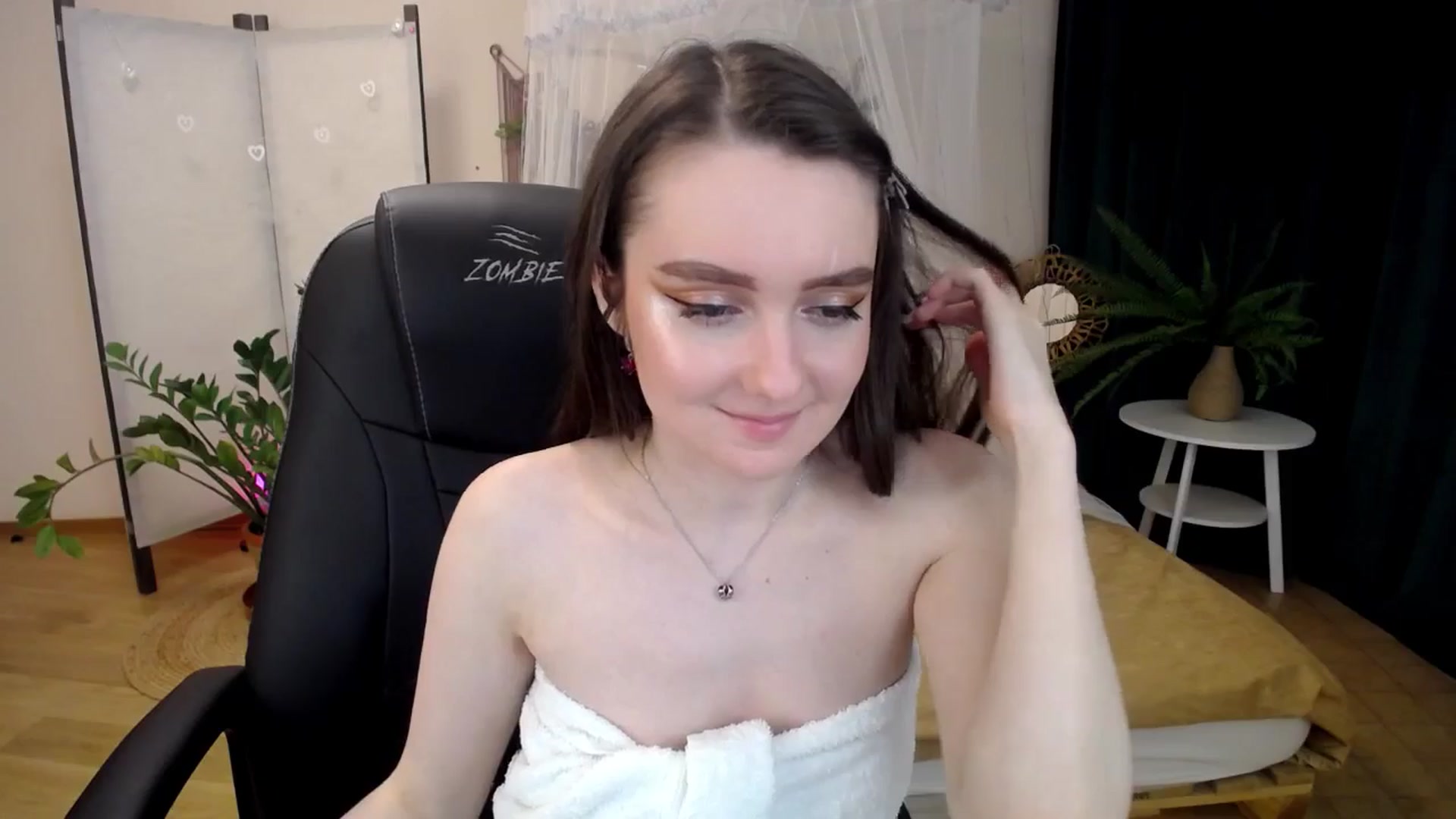 Gallery image thumbnail from Milim_Nava's myfreecams stream on, 04/27/2025, 16:49 image 11 of 20