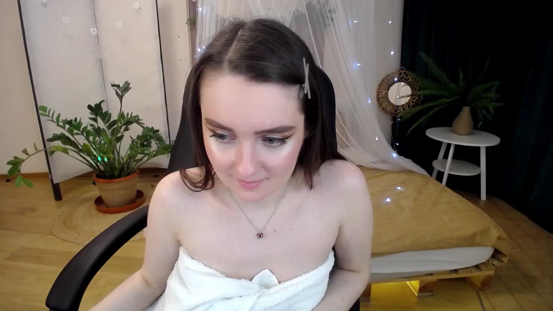 Gallery image thumbnail from Milim_Nava's myfreecams stream on, 04/27/2025, 16:49 image 5 of 20