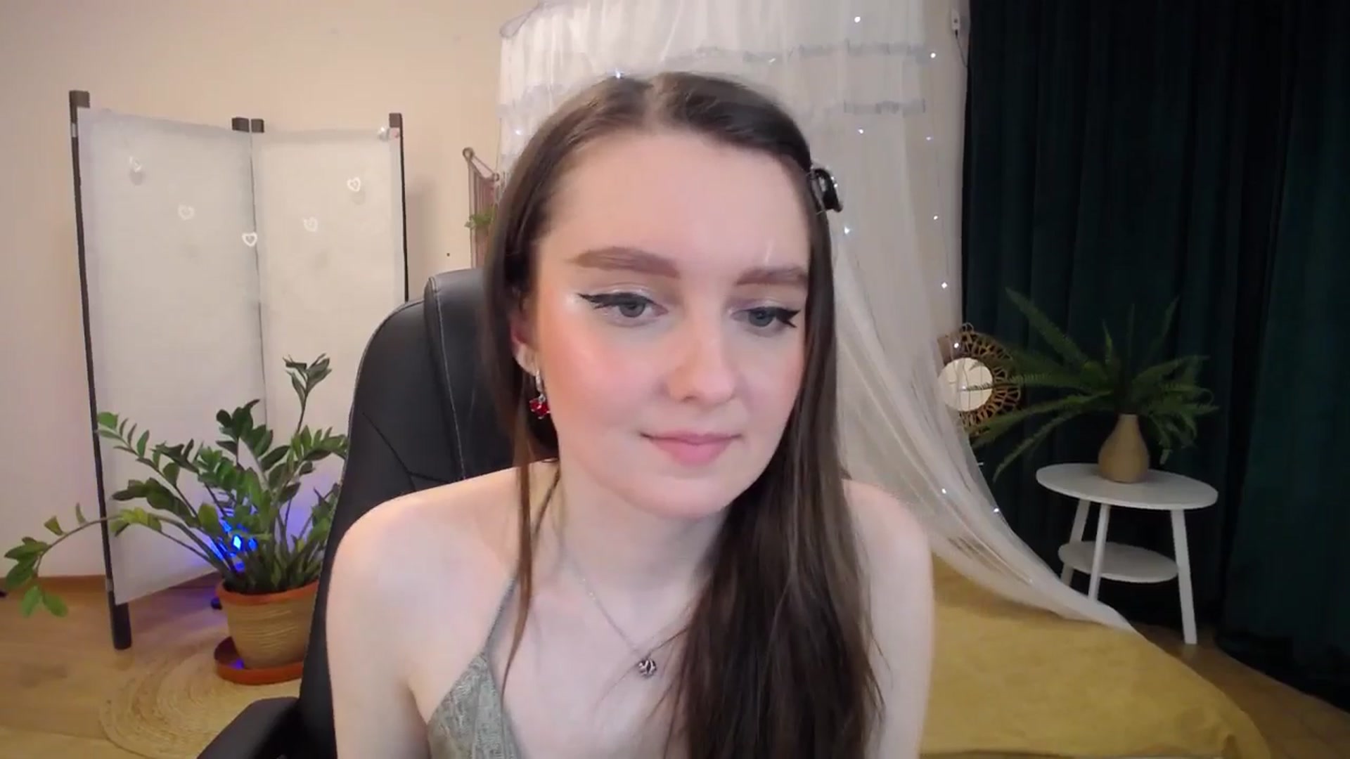 Gallery image thumbnail from Milim_Nava's myfreecams stream on, 05/02/2025, 08:39 image 15 of 20