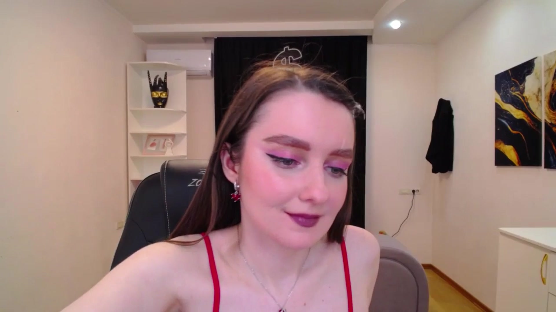 Gallery image thumbnail from Milim_Nava's myfreecams stream on, 05/03/2025, 09:22 image 2 of 20