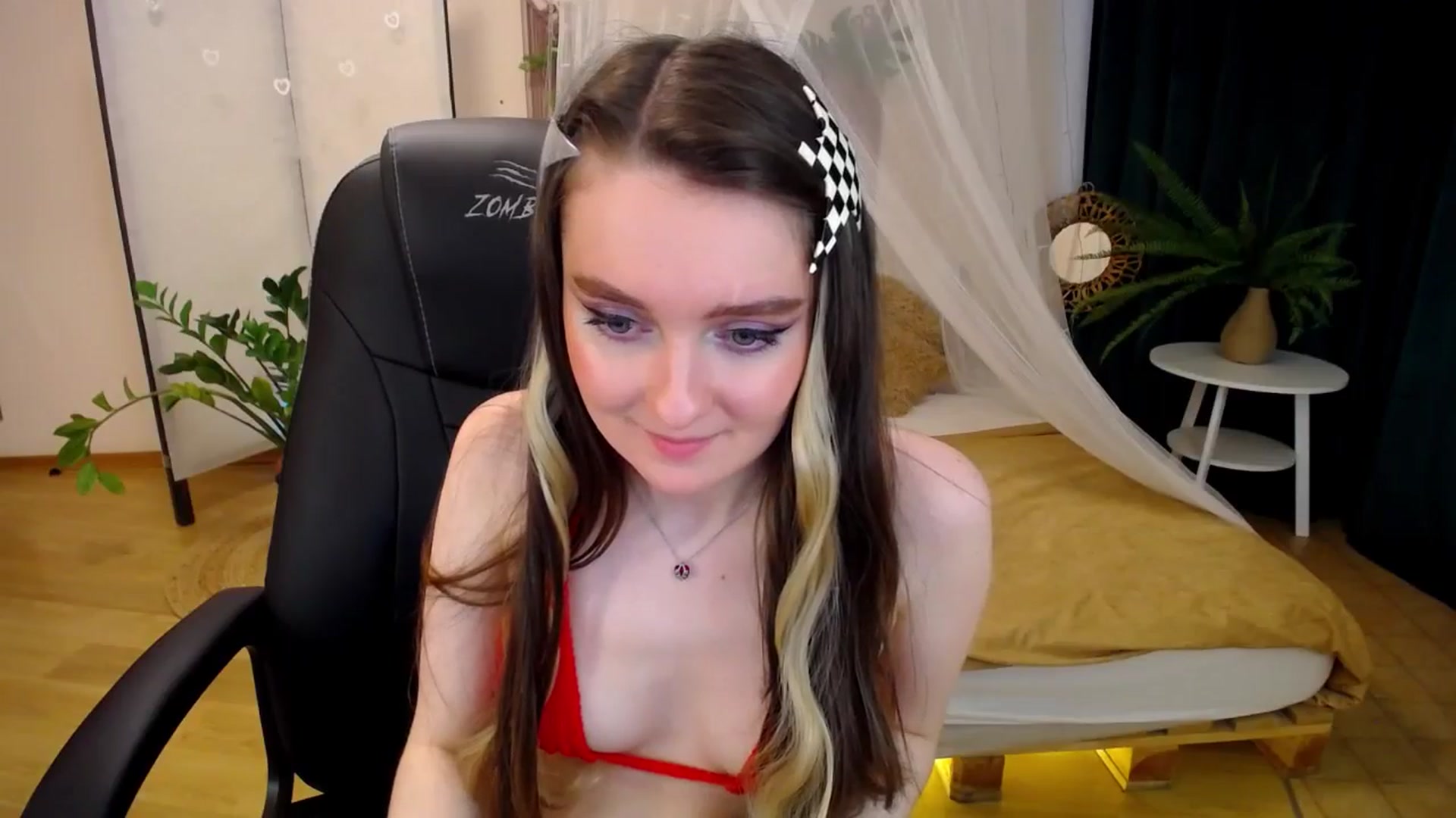 Gallery image thumbnail from Milim_Nava's myfreecams stream on, 05/04/2025, 08:21 image 17 of 20