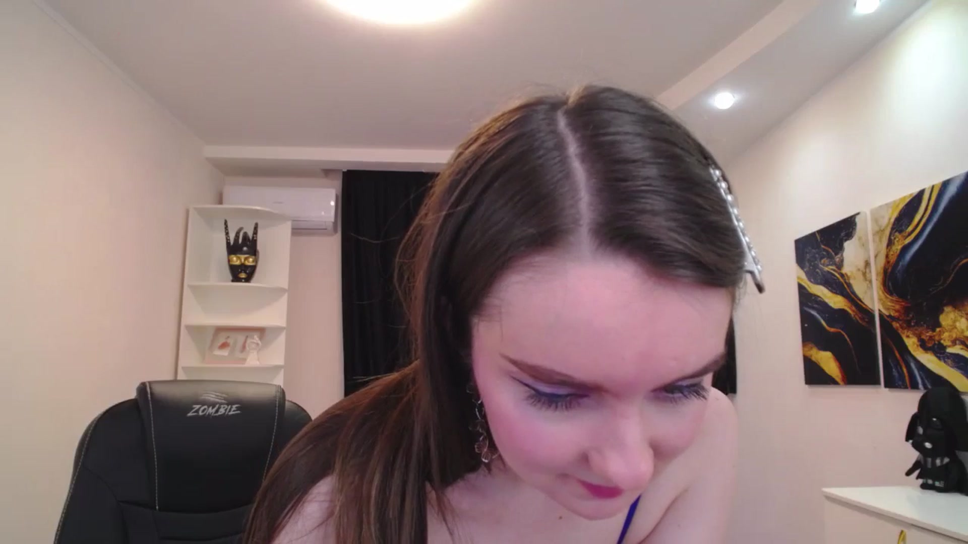 Gallery image thumbnail from Milim_Nava's myfreecams stream on, 05/07/2025, 06:58 image 13 of 20