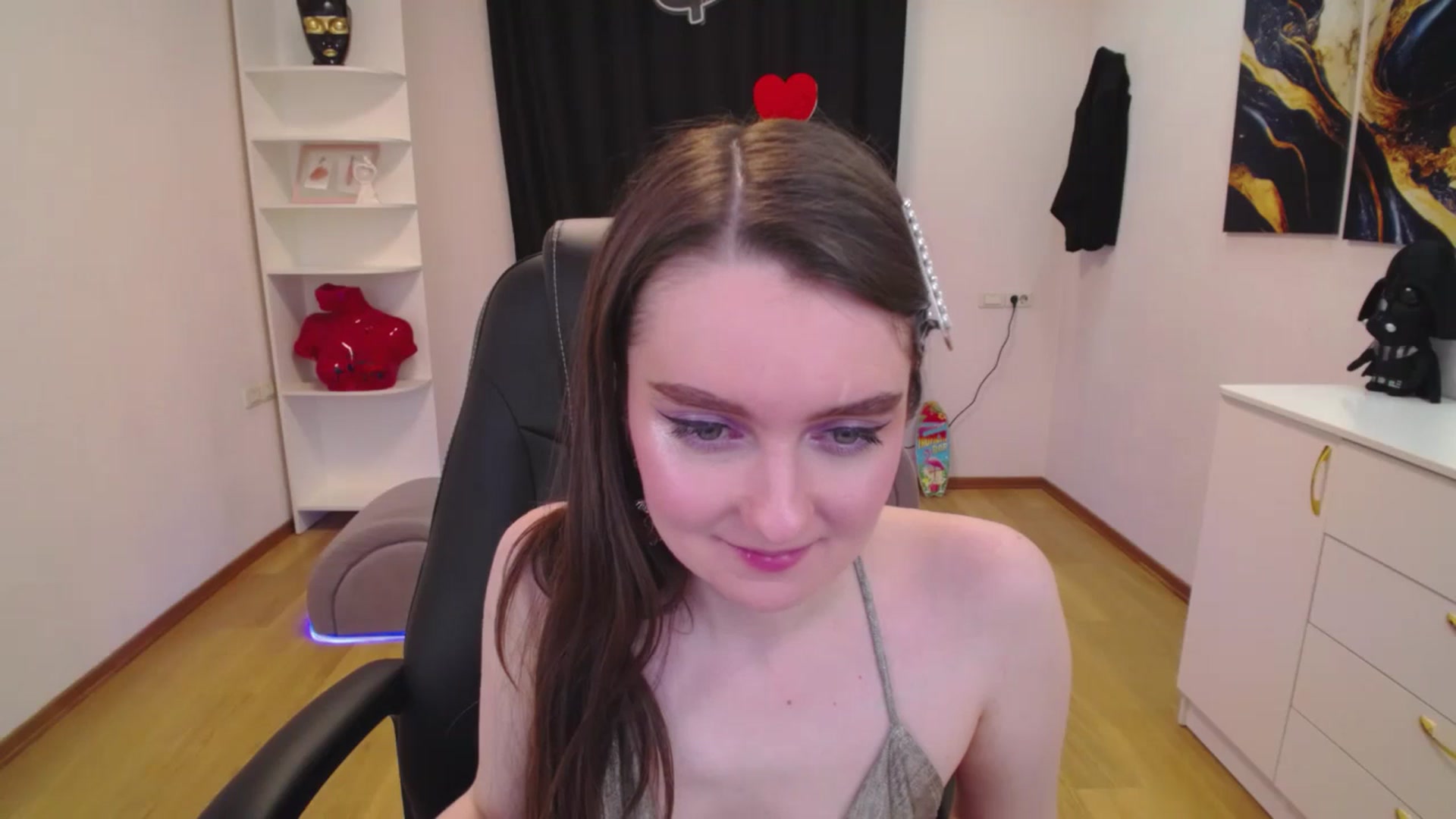 Gallery image thumbnail from Milim_Nava's myfreecams stream on, 05/07/2025, 07:47 image 14 of 20