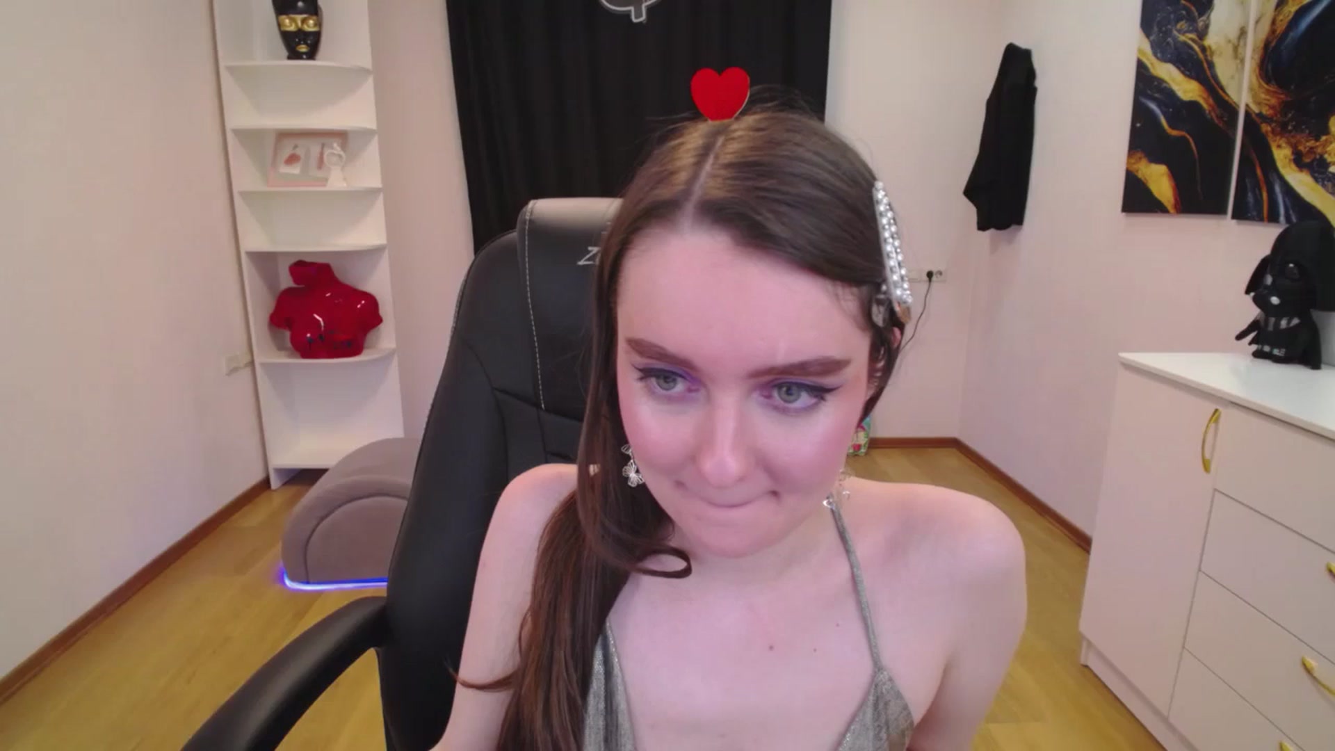 Gallery image thumbnail from Milim_Nava's myfreecams stream on, 05/07/2025, 07:47 image 12 of 20