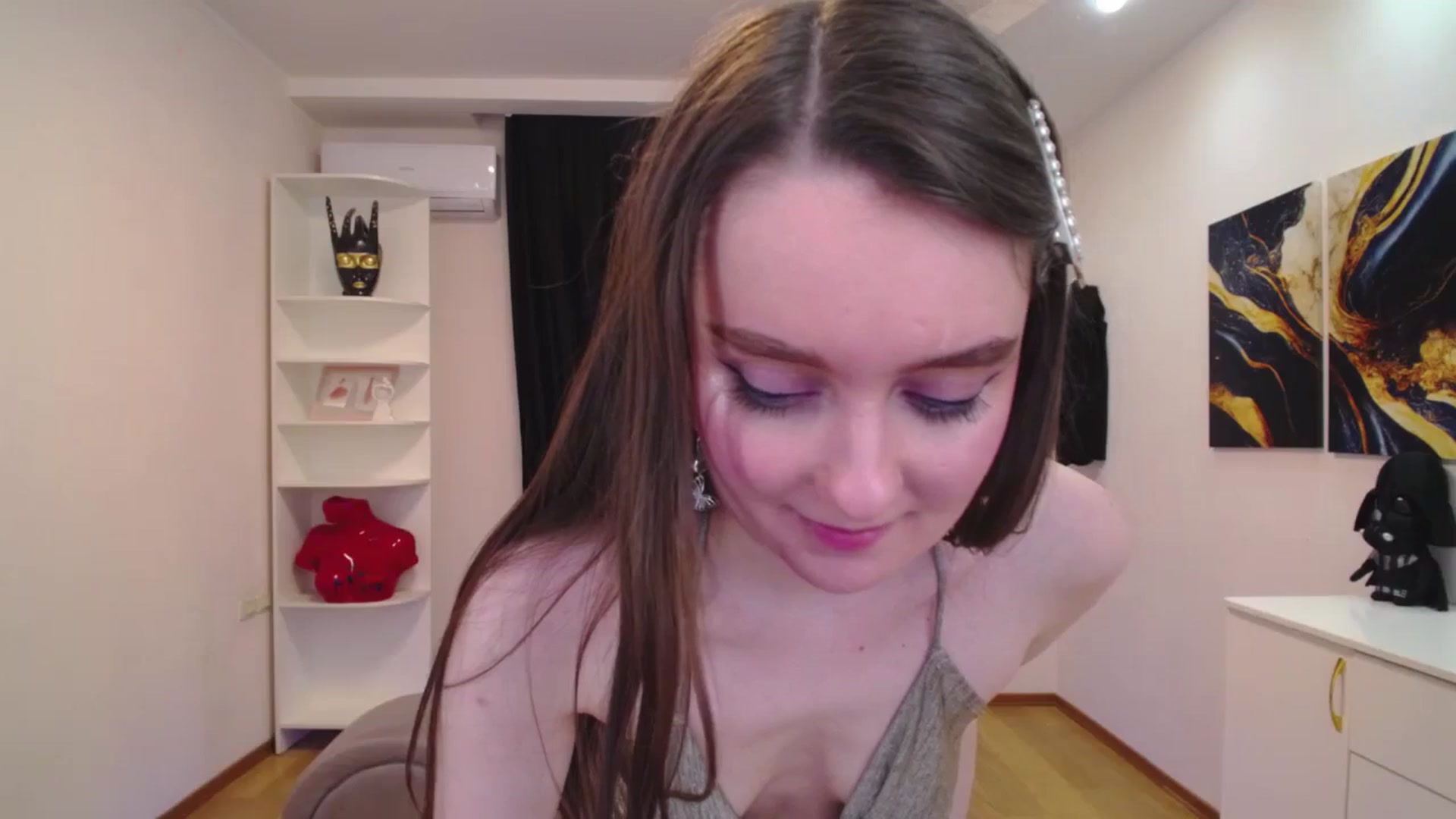 Gallery image thumbnail from Milim_Nava's myfreecams stream on, 05/07/2025, 08:40 image 14 of 20