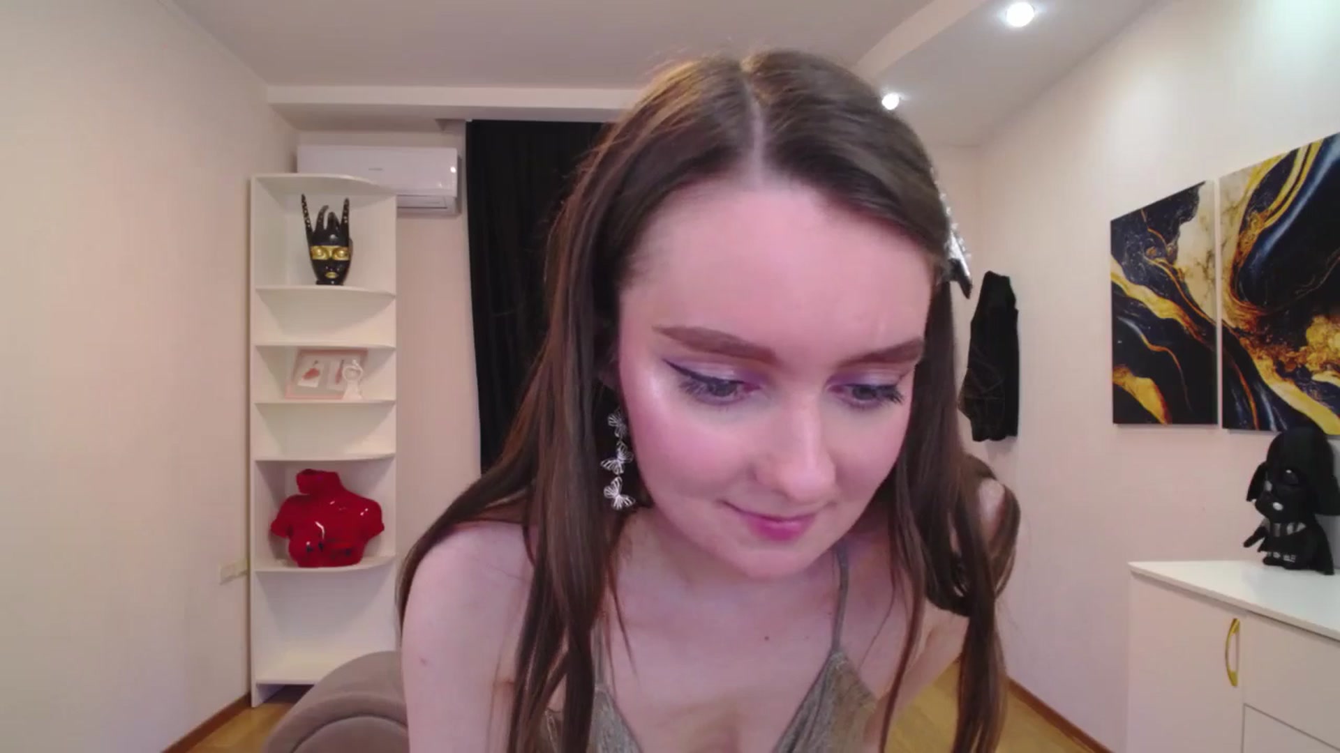 Gallery image thumbnail from Milim_Nava's myfreecams stream on, 05/07/2025, 08:40 image 3 of 20