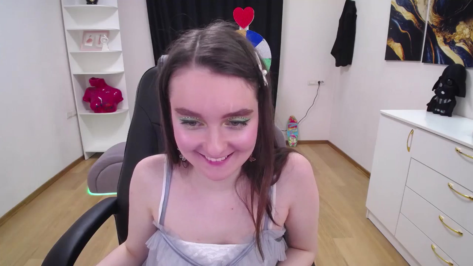 Gallery image thumbnail from Milim_Nava's myfreecams stream on, 05/08/2025, 07:40 image 8 of 20