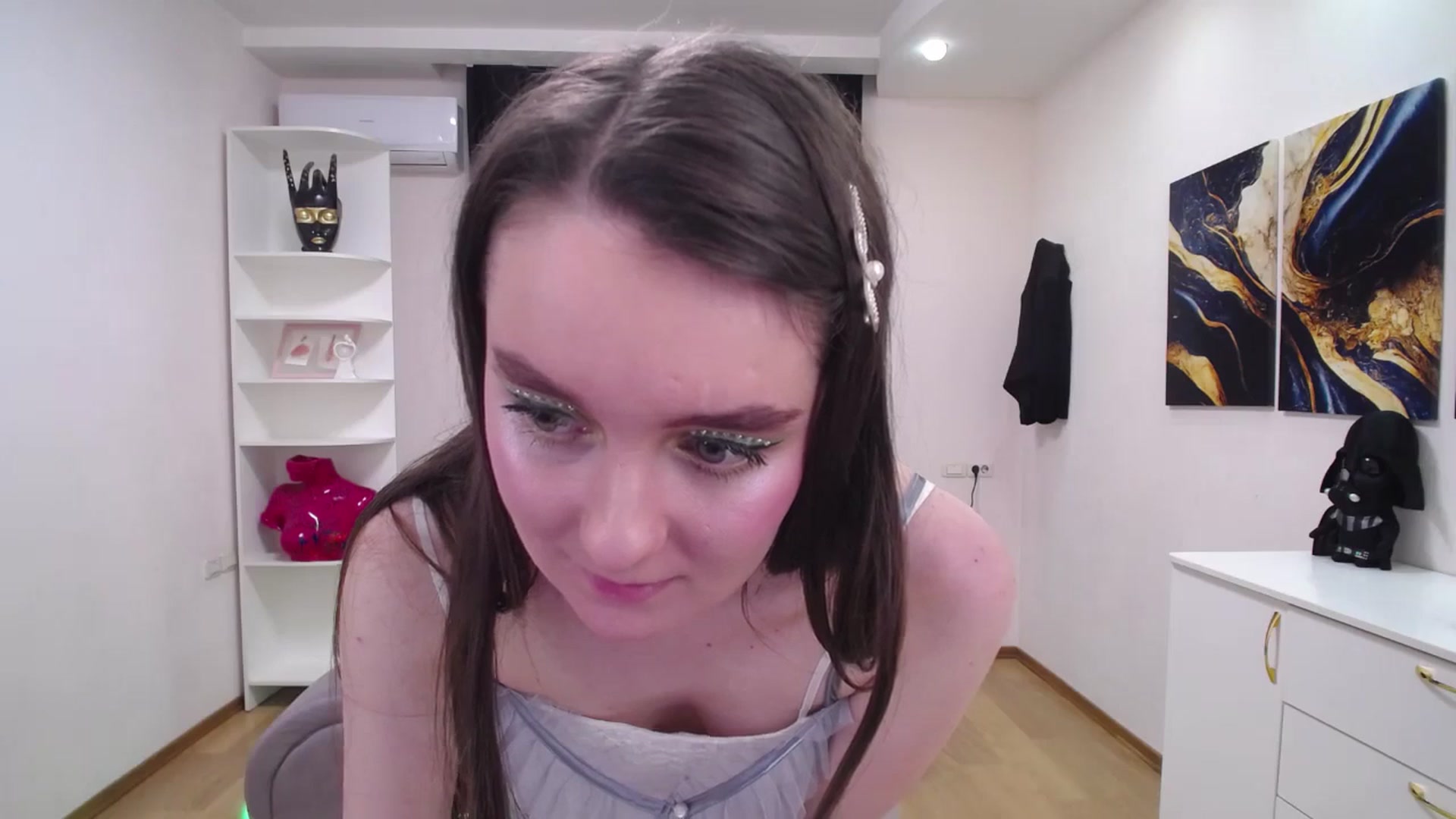 Gallery image thumbnail from Milim_Nava's myfreecams stream on, 05/08/2025, 07:40 image 15 of 20