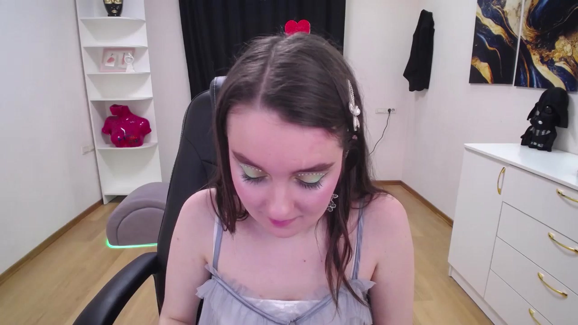 Gallery image thumbnail from Milim_Nava's myfreecams stream on, 05/08/2025, 07:40 image 18 of 20