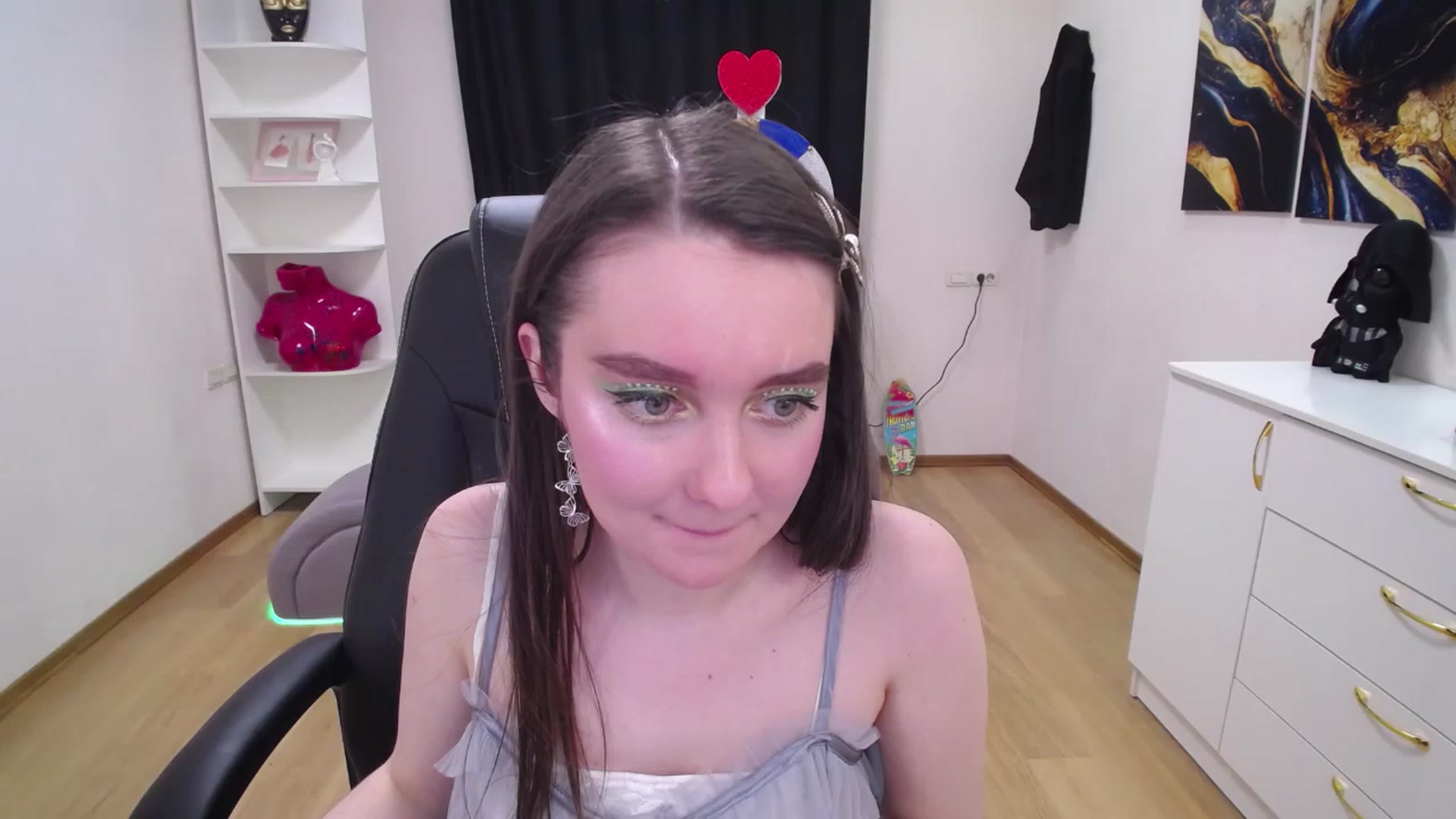 Gallery image thumbnail from Milim_Nava's myfreecams stream on, 05/08/2025, 09:20 image 5 of 20