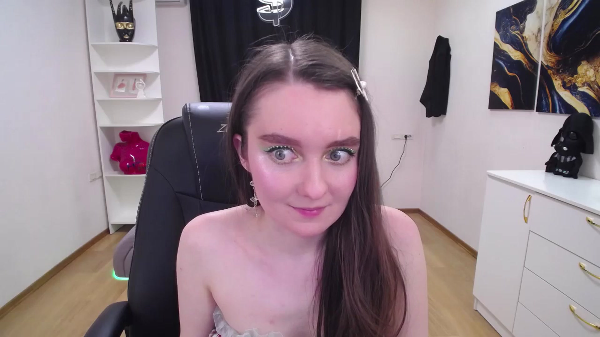 Gallery image thumbnail from Milim_Nava's myfreecams stream on, 05/08/2025, 11:38 image 20 of 20