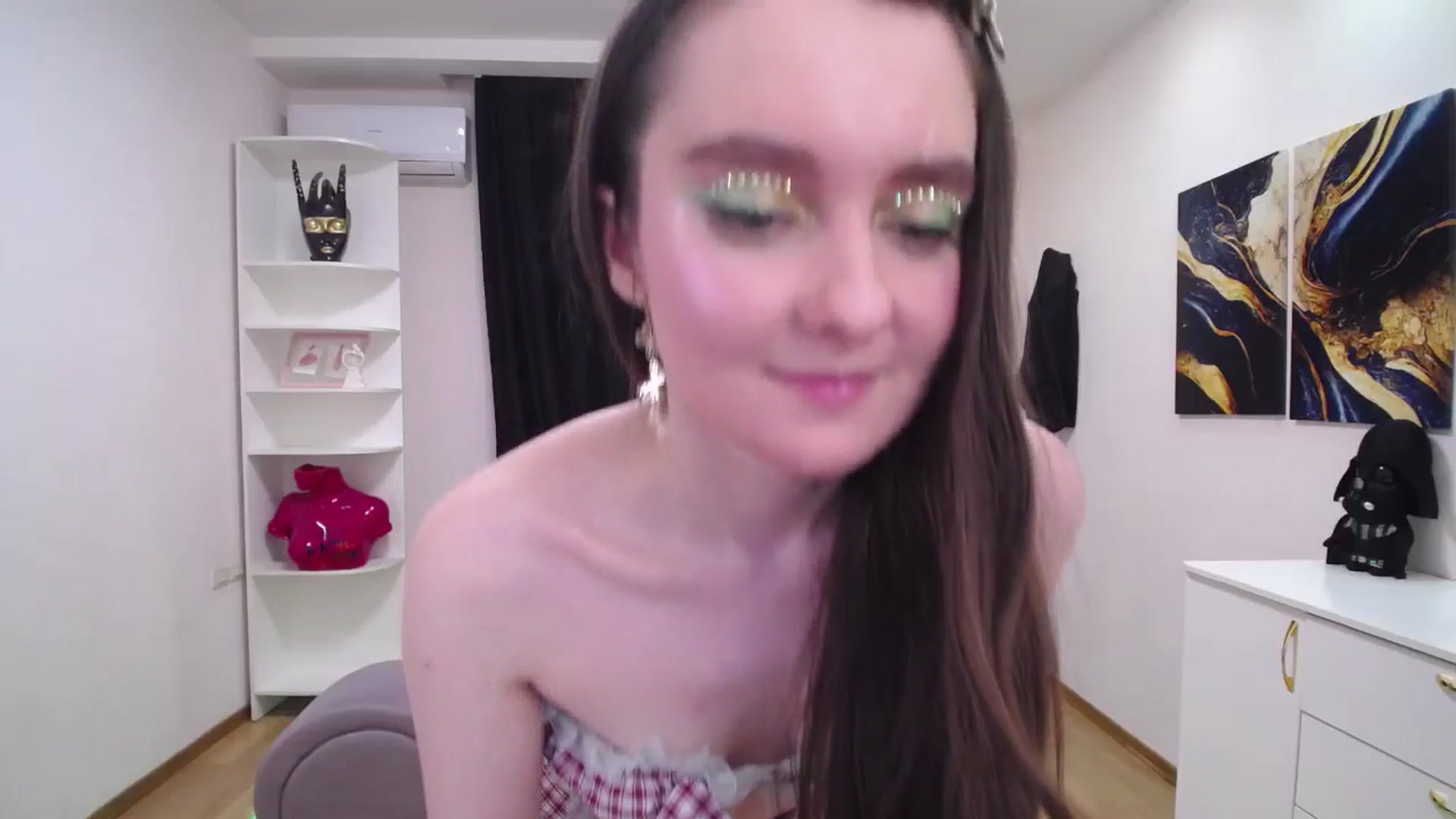 Gallery image thumbnail from Milim_Nava's myfreecams stream on, 05/08/2025, 11:56 image 4 of 20