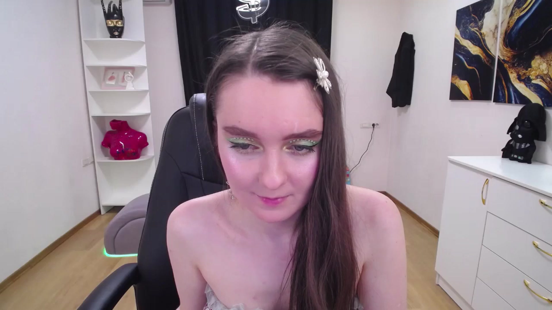 Gallery image thumbnail from Milim_Nava's myfreecams stream on, 05/08/2025, 11:56 image 13 of 20