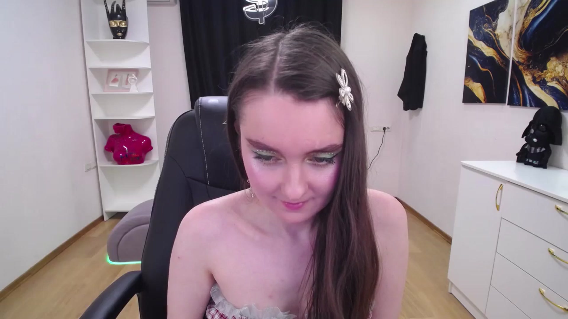 Gallery image thumbnail from Milim_Nava's myfreecams stream on, 05/08/2025, 11:56 image 7 of 20