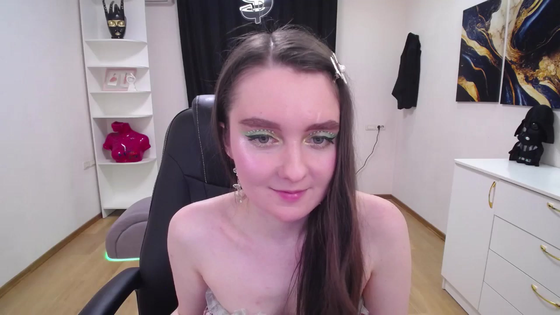 Gallery image thumbnail from Milim_Nava's myfreecams stream on, 05/08/2025, 11:56 image 14 of 20