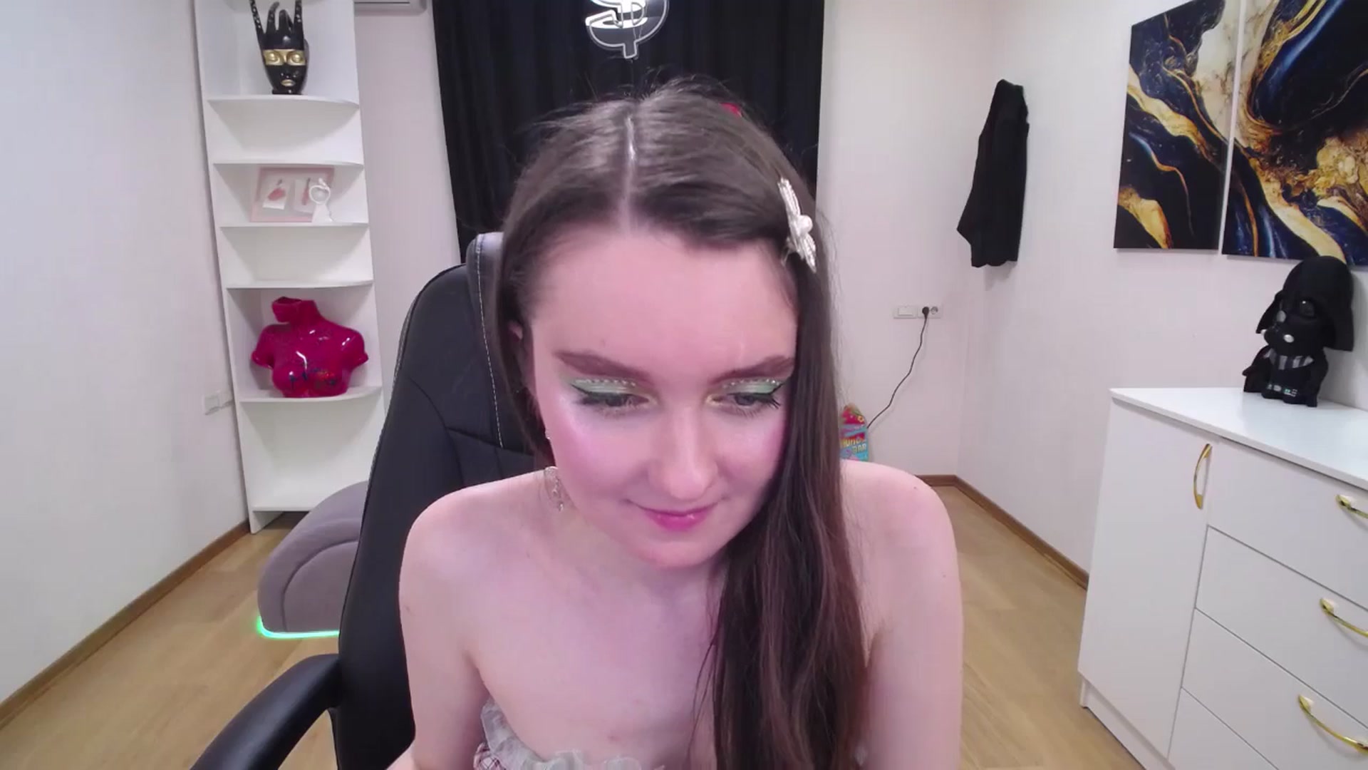 Gallery image thumbnail from Milim_Nava's myfreecams stream on, 05/08/2025, 11:56 image 11 of 20