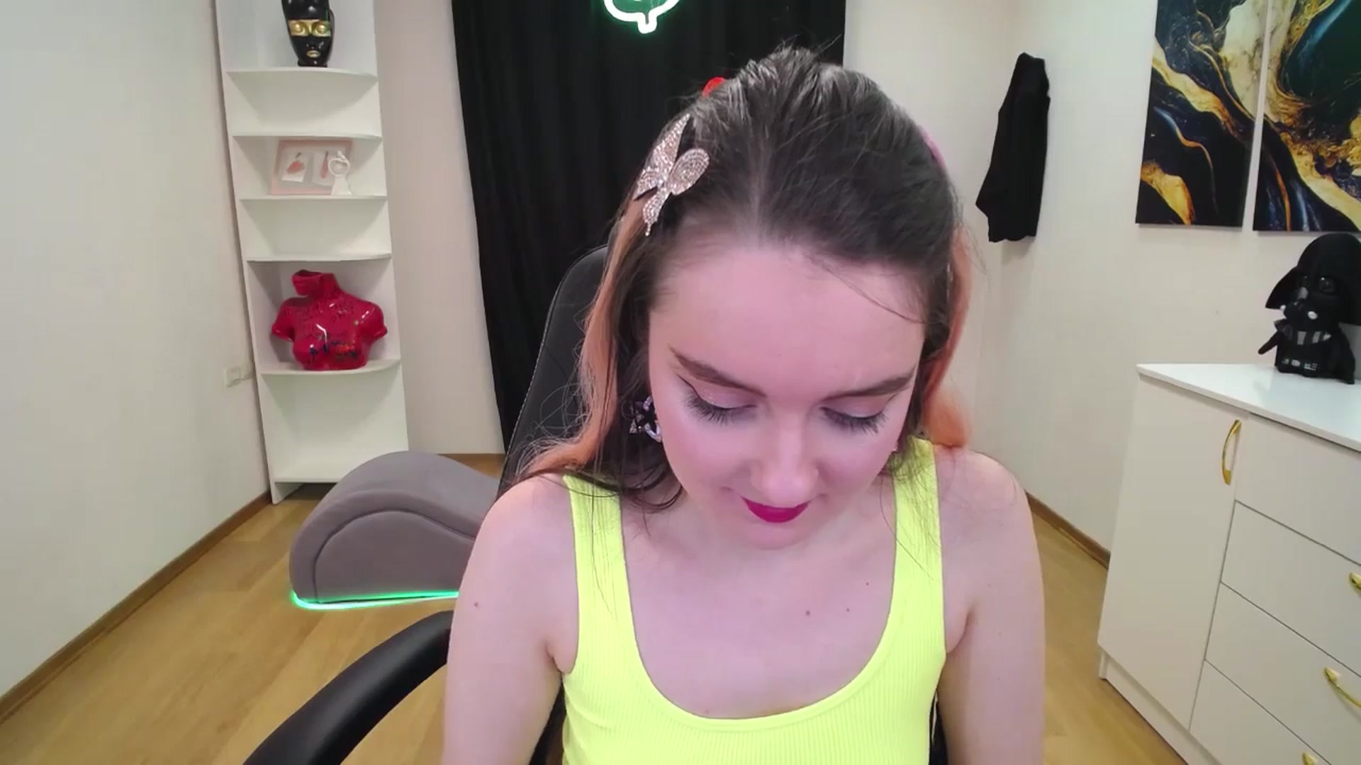 Gallery image thumbnail from Milim_Nava's myfreecams stream on, 05/10/2025, 19:04 image 10 of 20