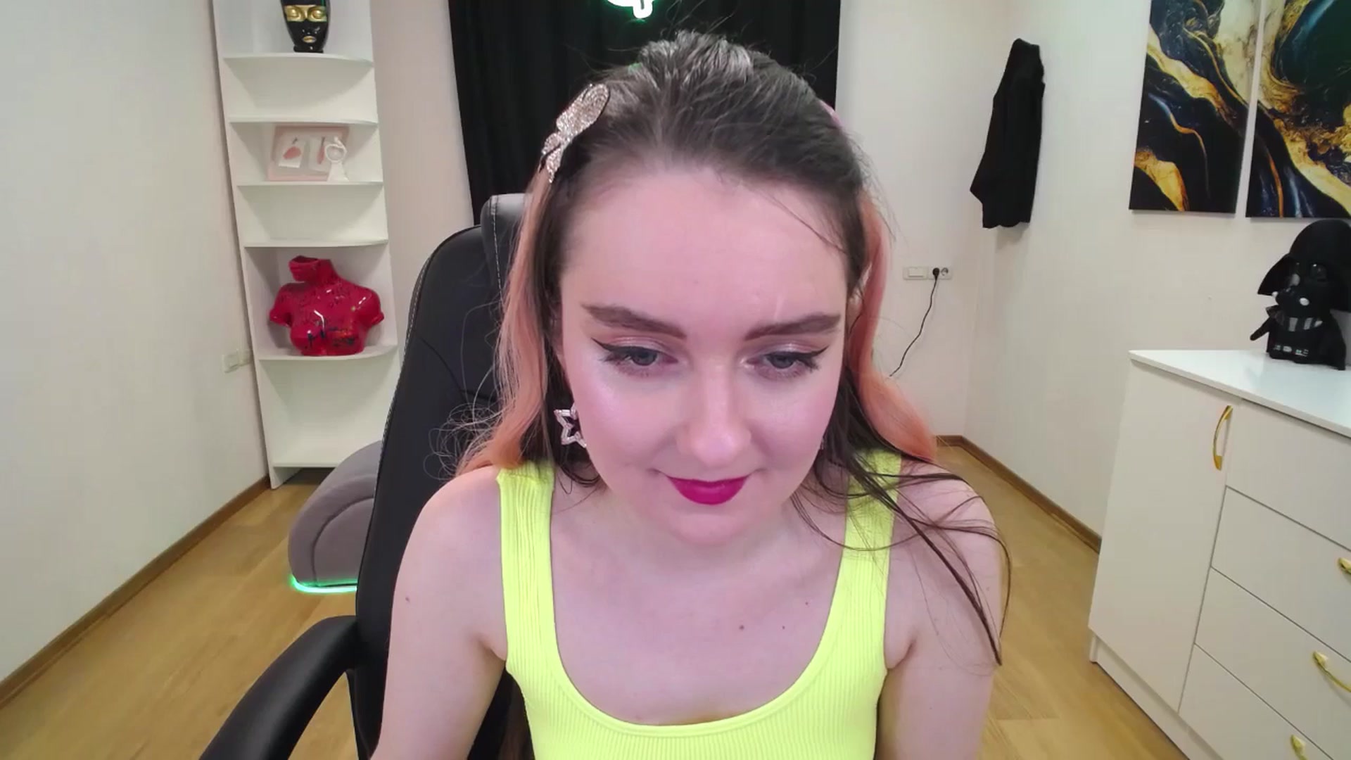 Gallery image thumbnail from Milim_Nava's myfreecams stream on, 05/10/2025, 19:04 image 18 of 20