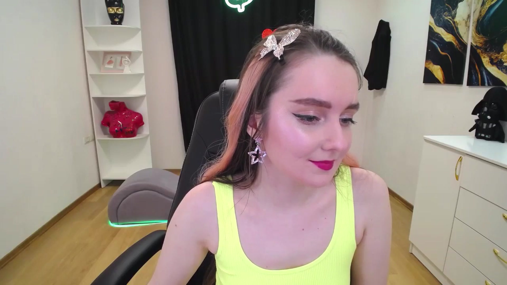 Gallery image thumbnail from Milim_Nava's myfreecams stream on, 05/10/2025, 19:04 image 8 of 20