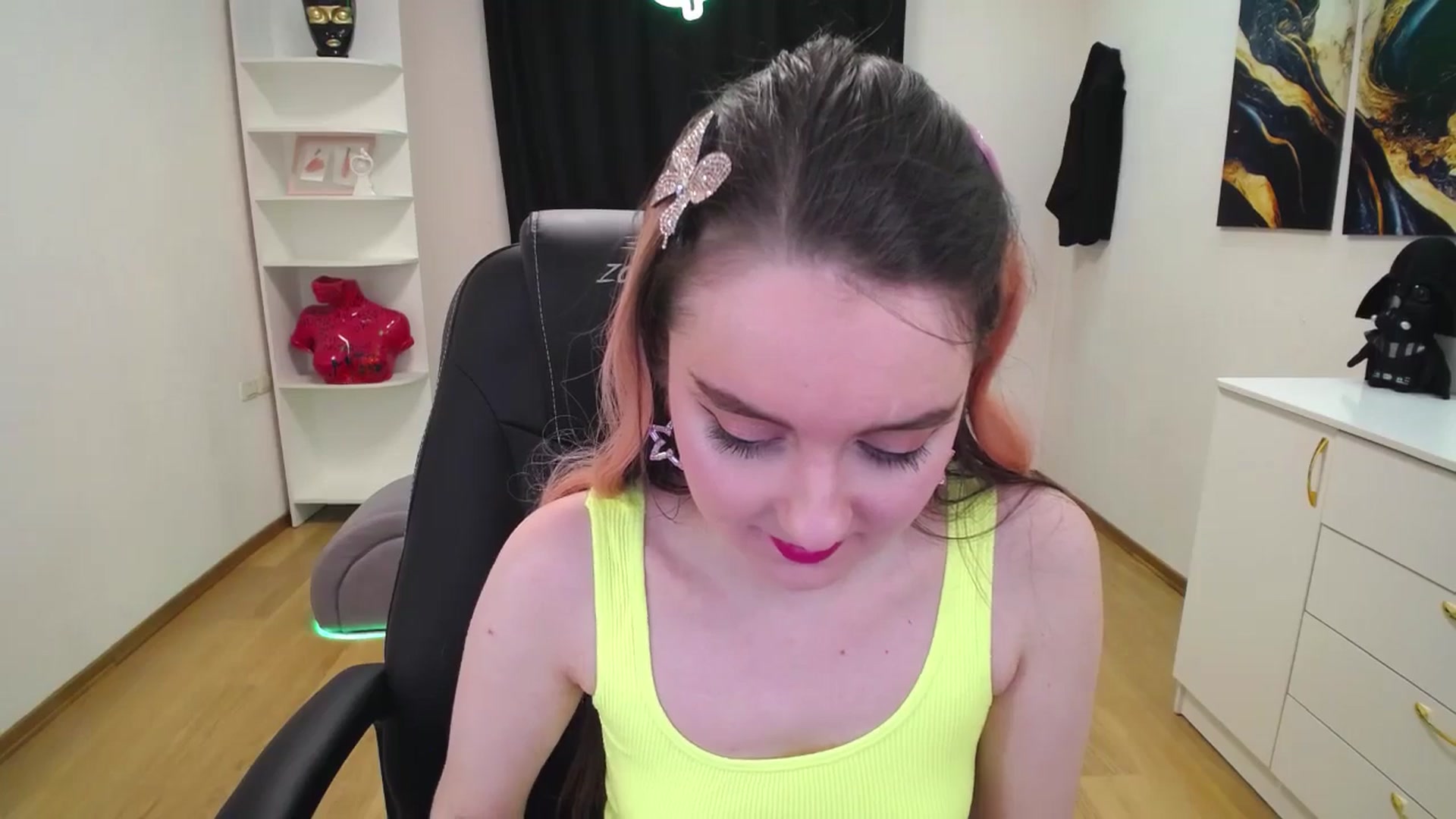 Gallery image thumbnail from Milim_Nava's myfreecams stream on, 05/10/2025, 19:04 image 17 of 20