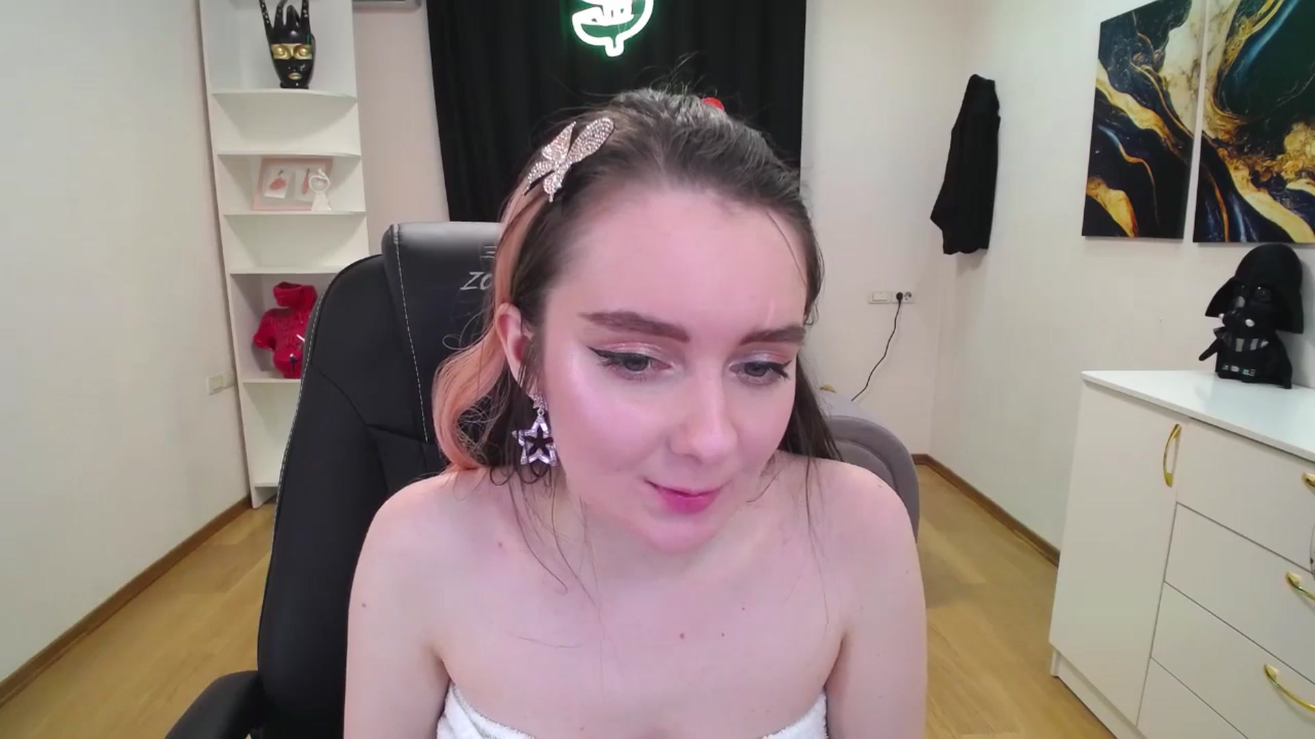 Gallery image thumbnail from Milim_Nava's myfreecams stream on, 05/10/2025, 23:49 image 12 of 20
