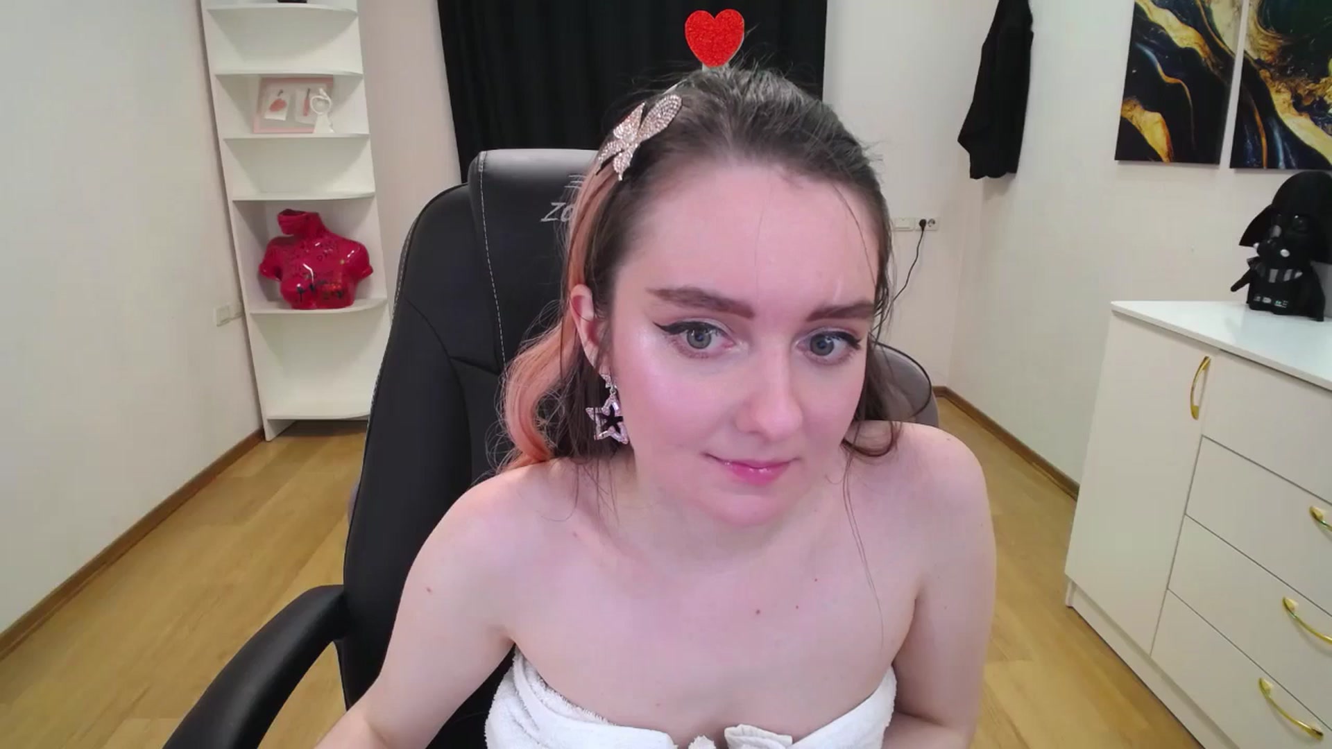 Gallery image thumbnail from Milim_Nava's myfreecams stream on, 05/11/2025, 24:44 image 5 of 20