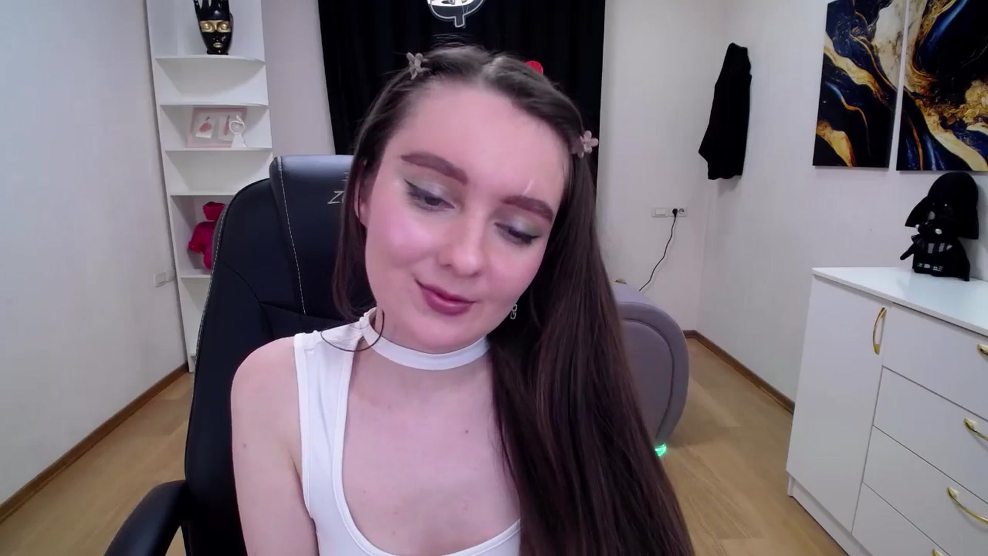 Gallery image thumbnail from Milim_Nava's myfreecams stream on, 05/13/2025, 08:00 image 18 of 20