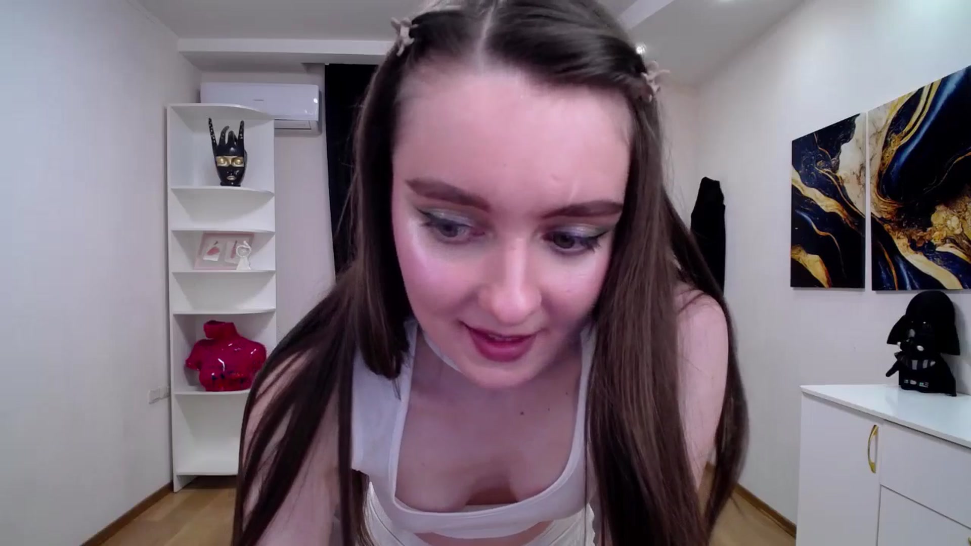Gallery image thumbnail from Milim_Nava's myfreecams stream on, 05/13/2025, 08:00 image 16 of 20