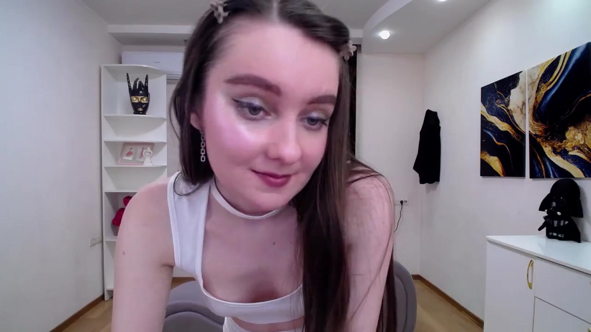 Gallery image thumbnail from Milim_Nava's myfreecams stream on, 05/13/2025, 08:56 image 8 of 20