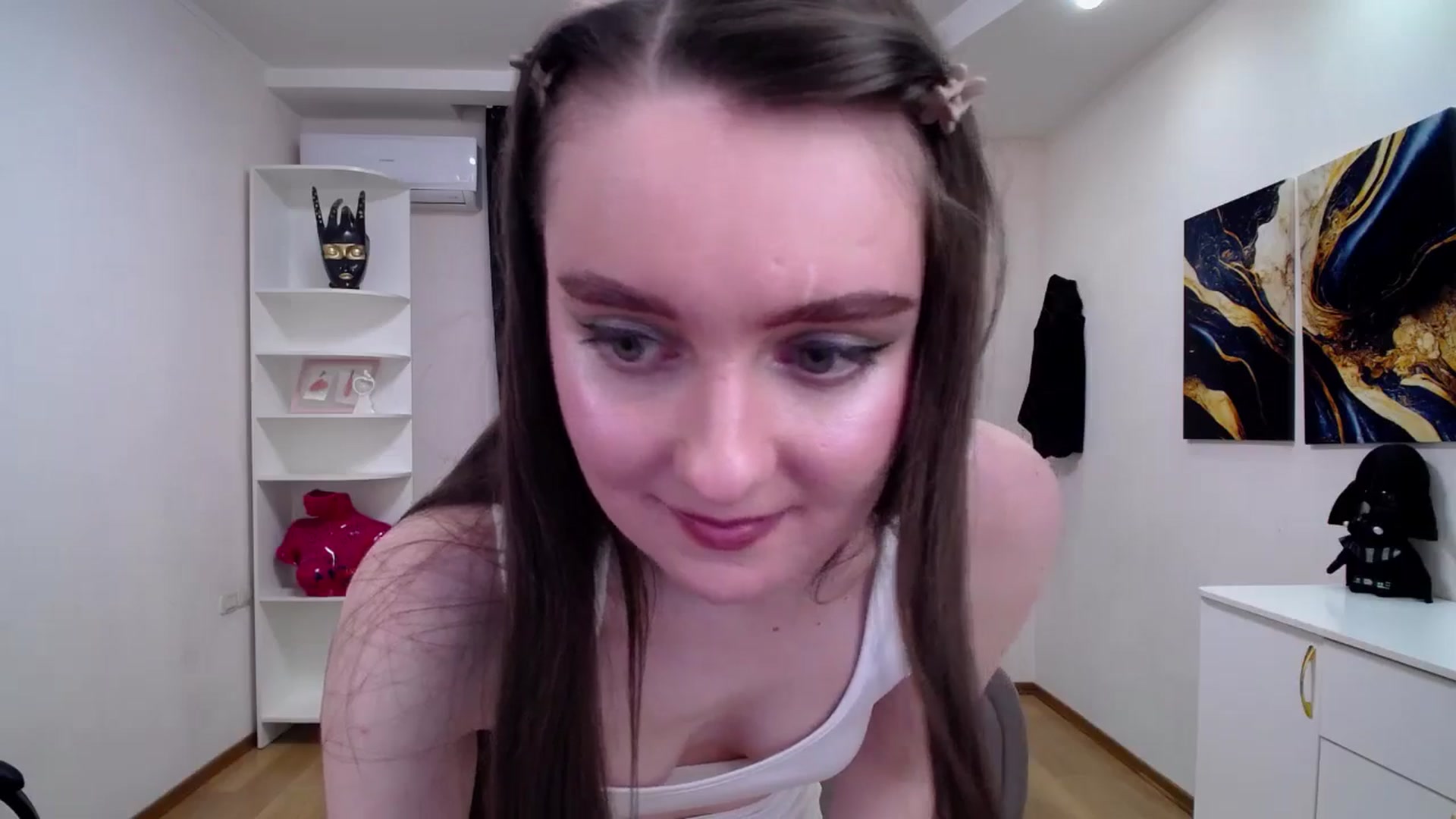 Gallery image thumbnail from Milim_Nava's myfreecams stream on, 05/13/2025, 08:56 image 15 of 20