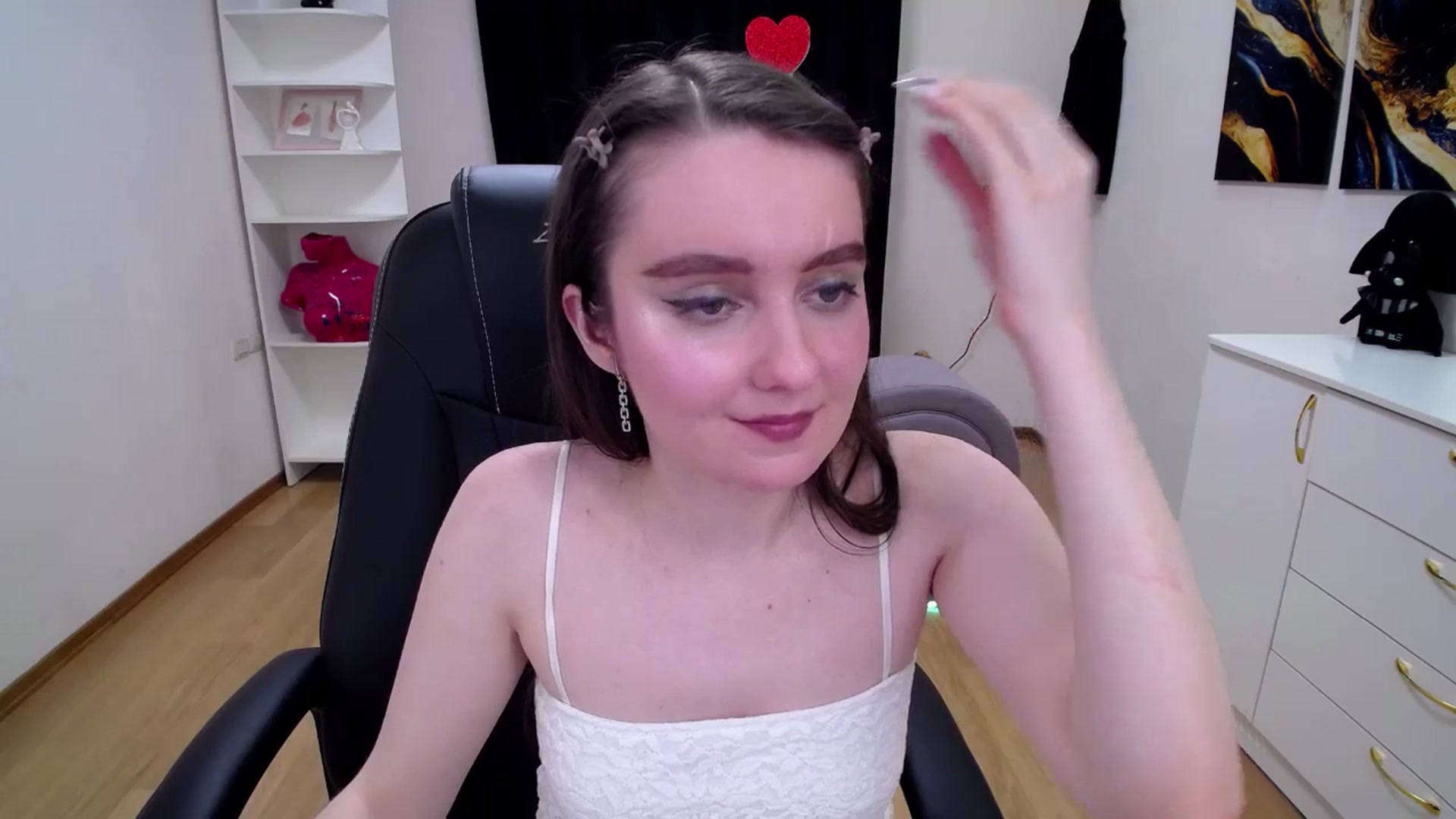 Gallery image thumbnail from Milim_Nava's myfreecams stream on, 05/13/2025, 11:07 image 12 of 20