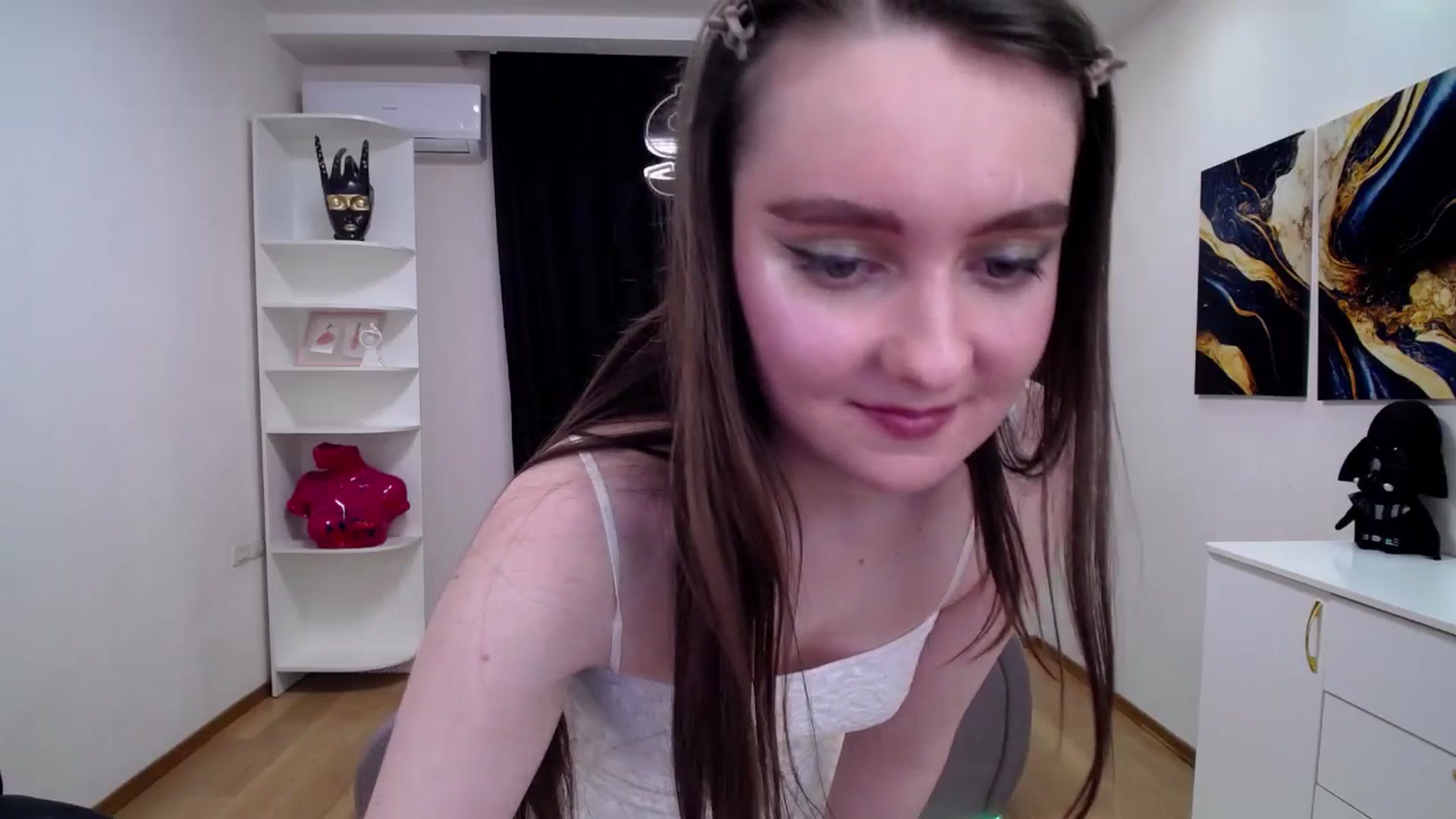 Gallery image thumbnail from Milim_Nava's myfreecams stream on, 05/13/2025, 11:07 image 19 of 20