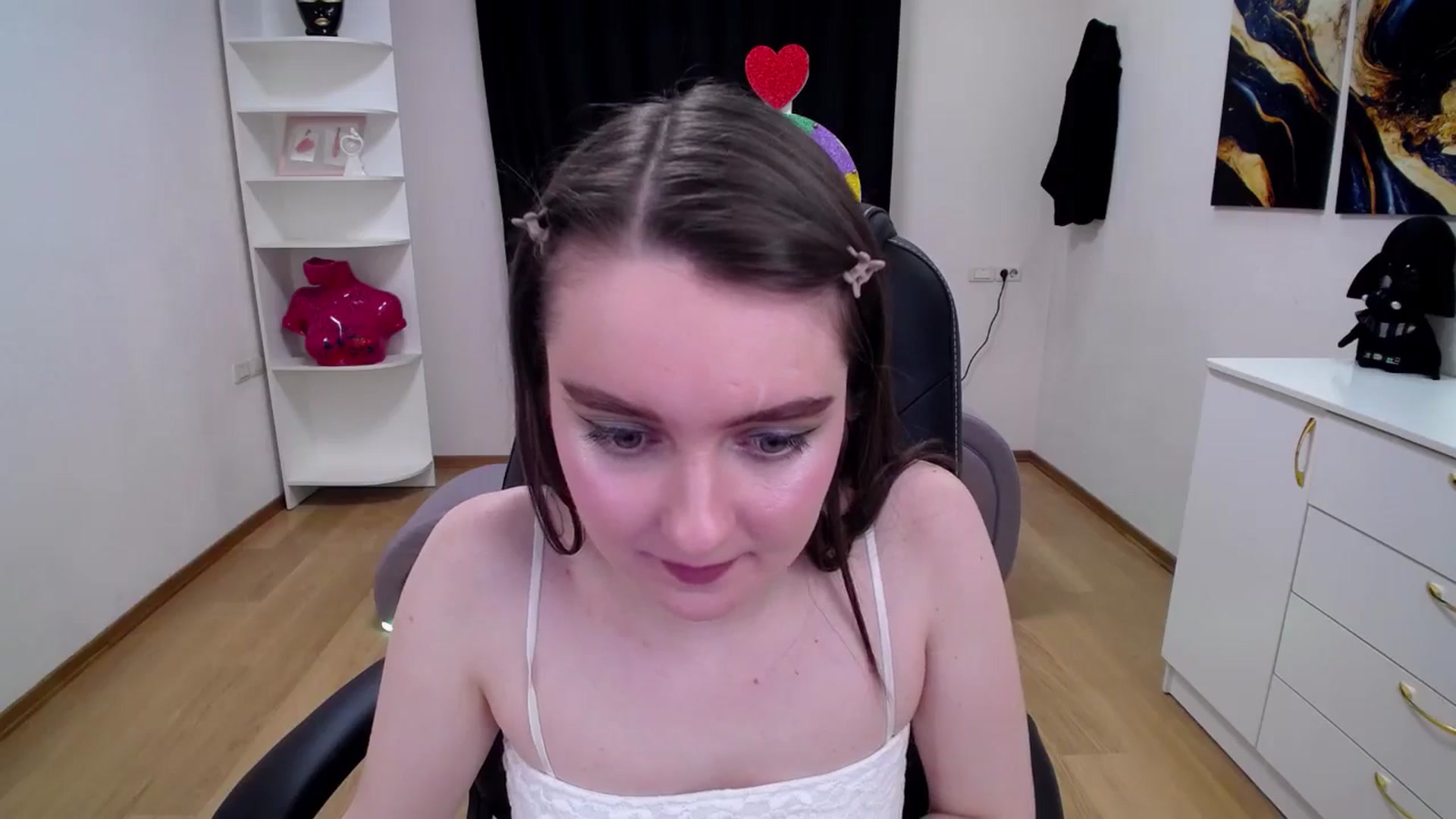 Gallery image thumbnail from Milim_Nava's myfreecams stream on, 05/13/2025, 11:07 image 17 of 20