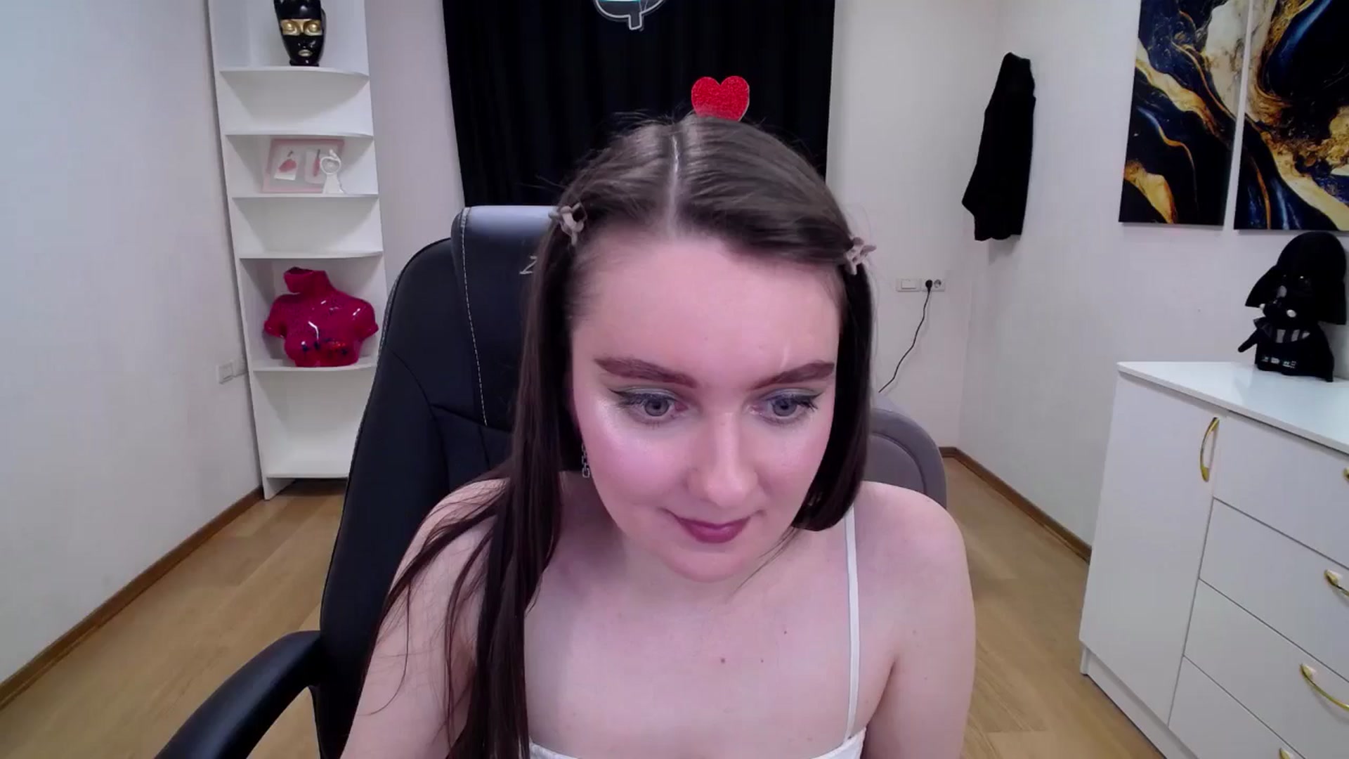 Gallery image thumbnail from Milim_Nava's myfreecams stream on, 05/13/2025, 11:07 image 4 of 20
