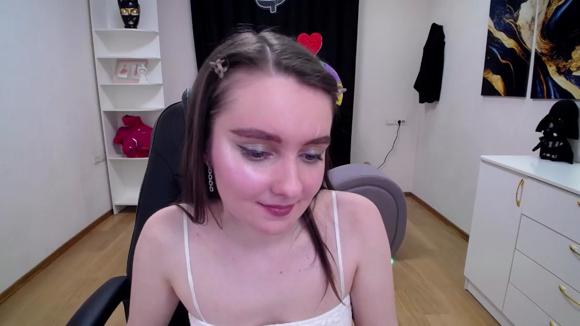 Gallery image thumbnail from Milim_Nava's myfreecams stream on, 05/13/2025, 11:07 image 2 of 20