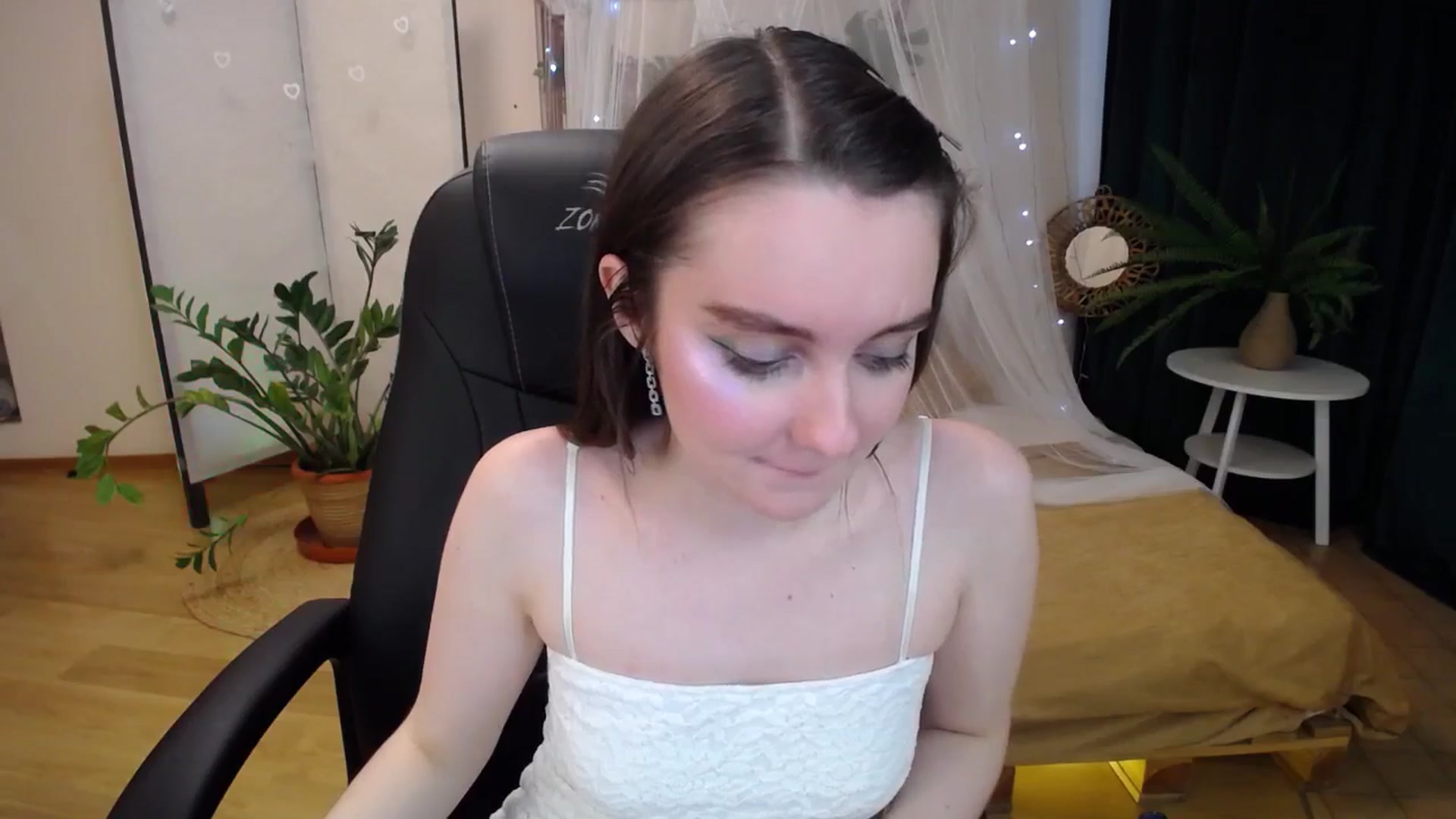 Gallery image thumbnail from Milim_Nava's myfreecams stream on, 05/14/2025, 08:32 image 2 of 20