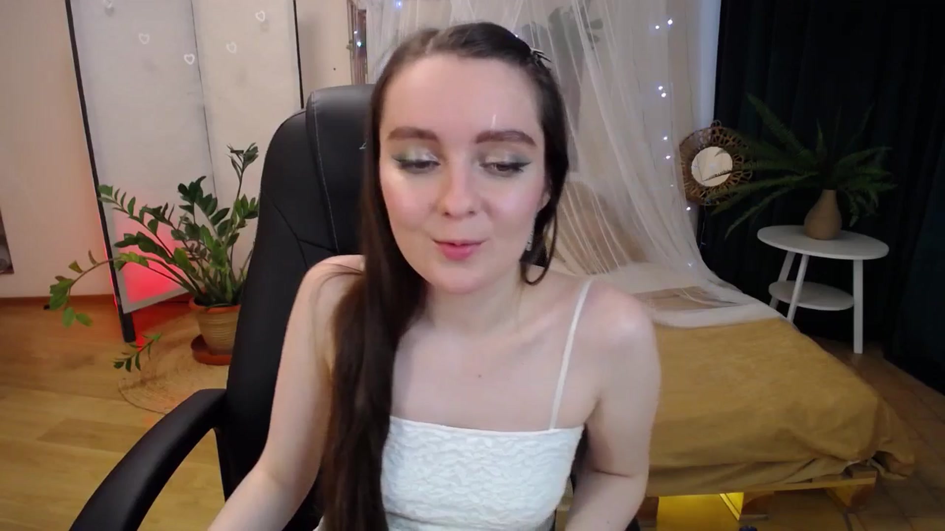 Gallery image thumbnail from Milim_Nava's myfreecams stream on, 05/14/2025, 08:32 image 5 of 20